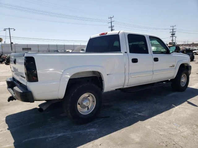 Photo 2 VIN: 1GCHK23133F173493 - CHEVROLET SILVERADO 