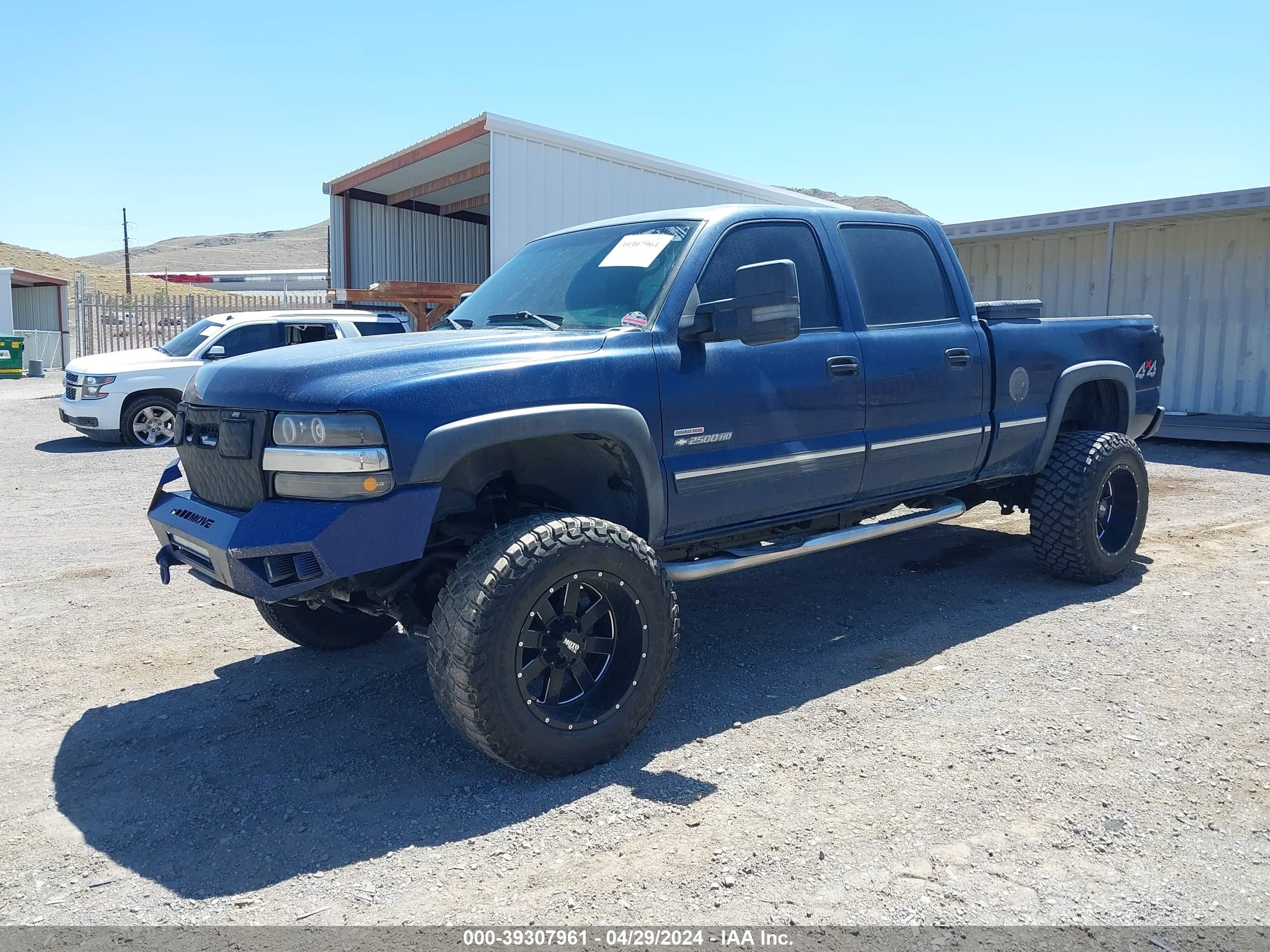 Photo 1 VIN: 1GCHK23142F169063 - CHEVROLET SILVERADO 