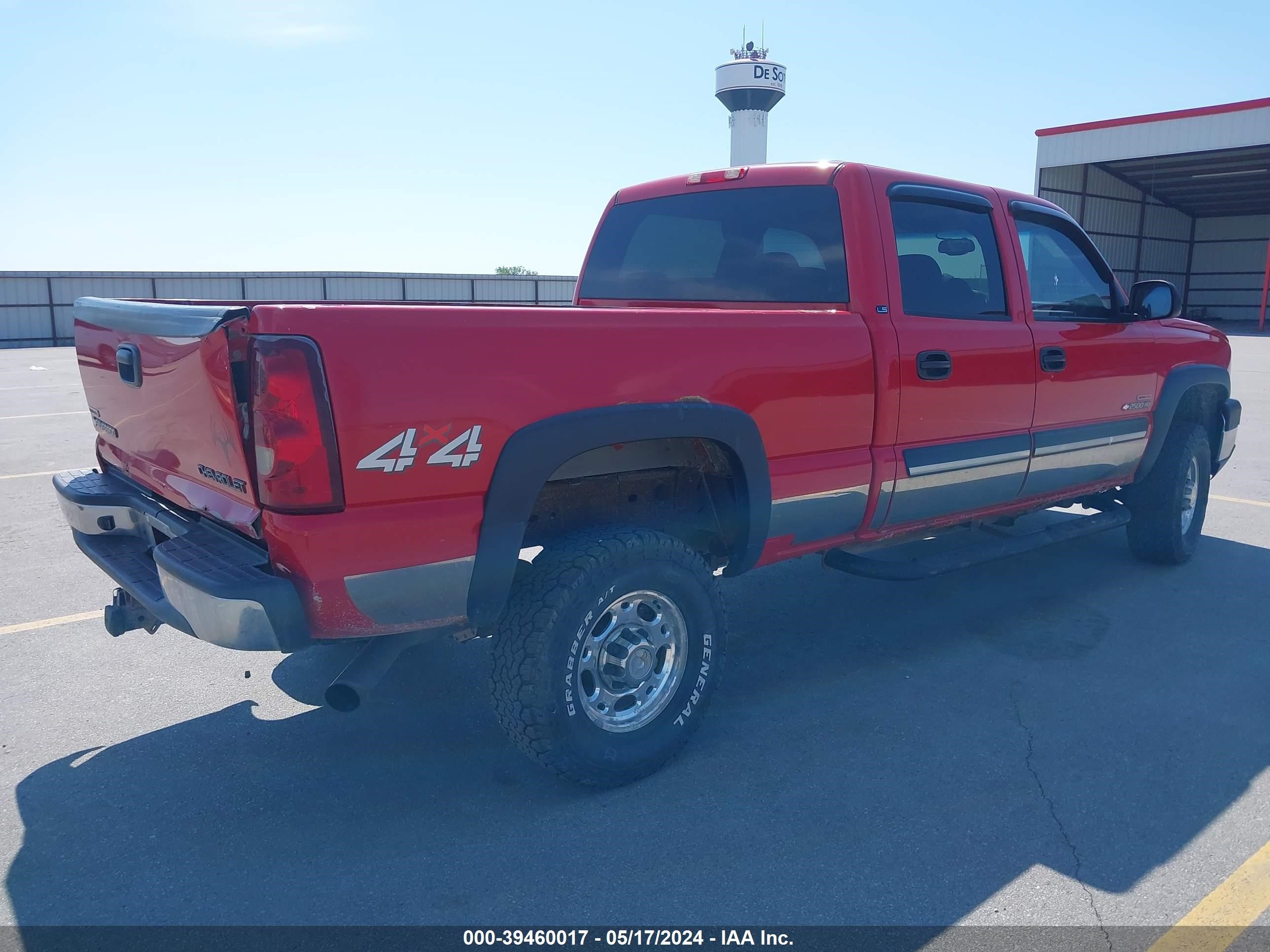 Photo 3 VIN: 1GCHK23153F139510 - CHEVROLET SILVERADO 