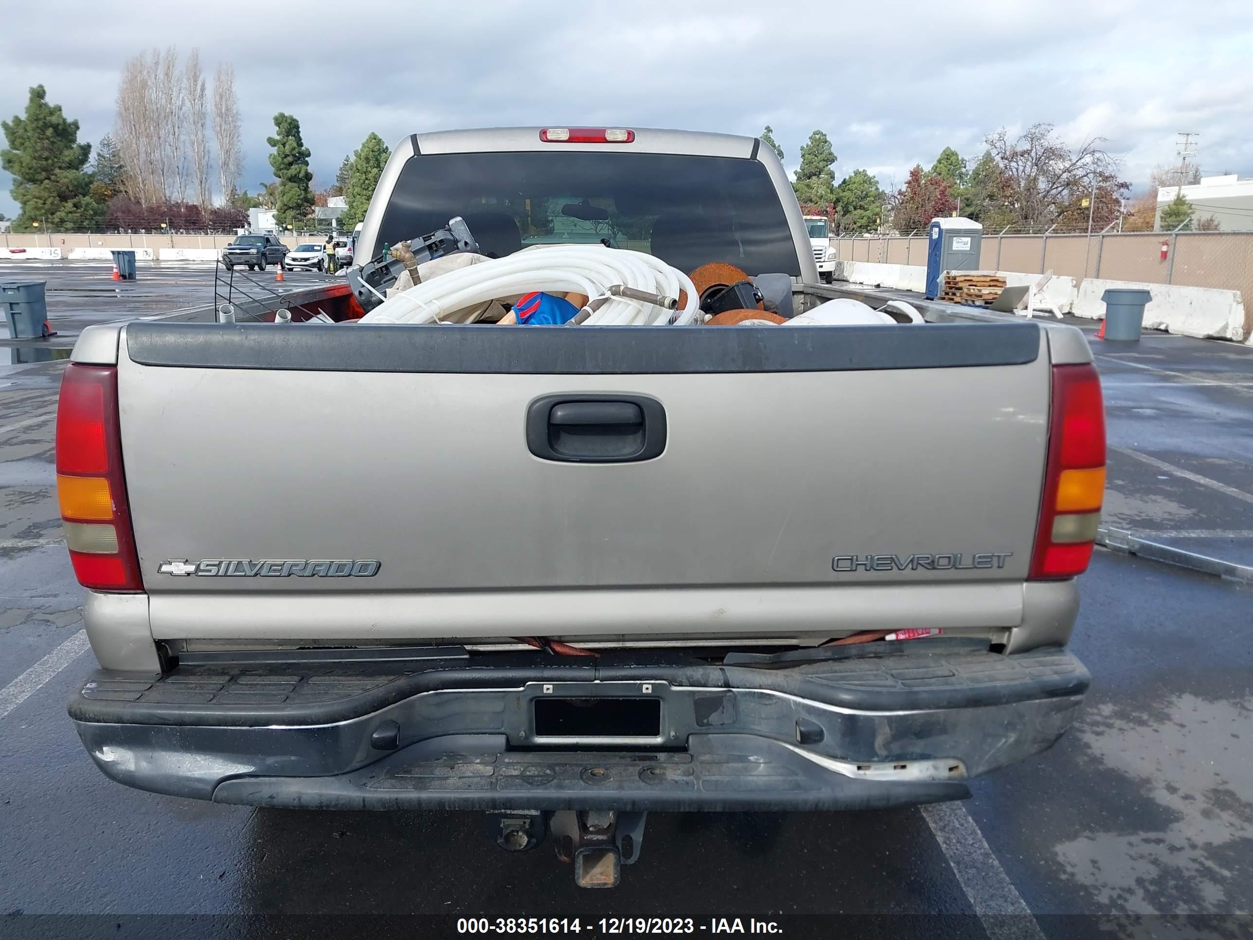 Photo 15 VIN: 1GCHK23192F234389 - CHEVROLET SILVERADO 