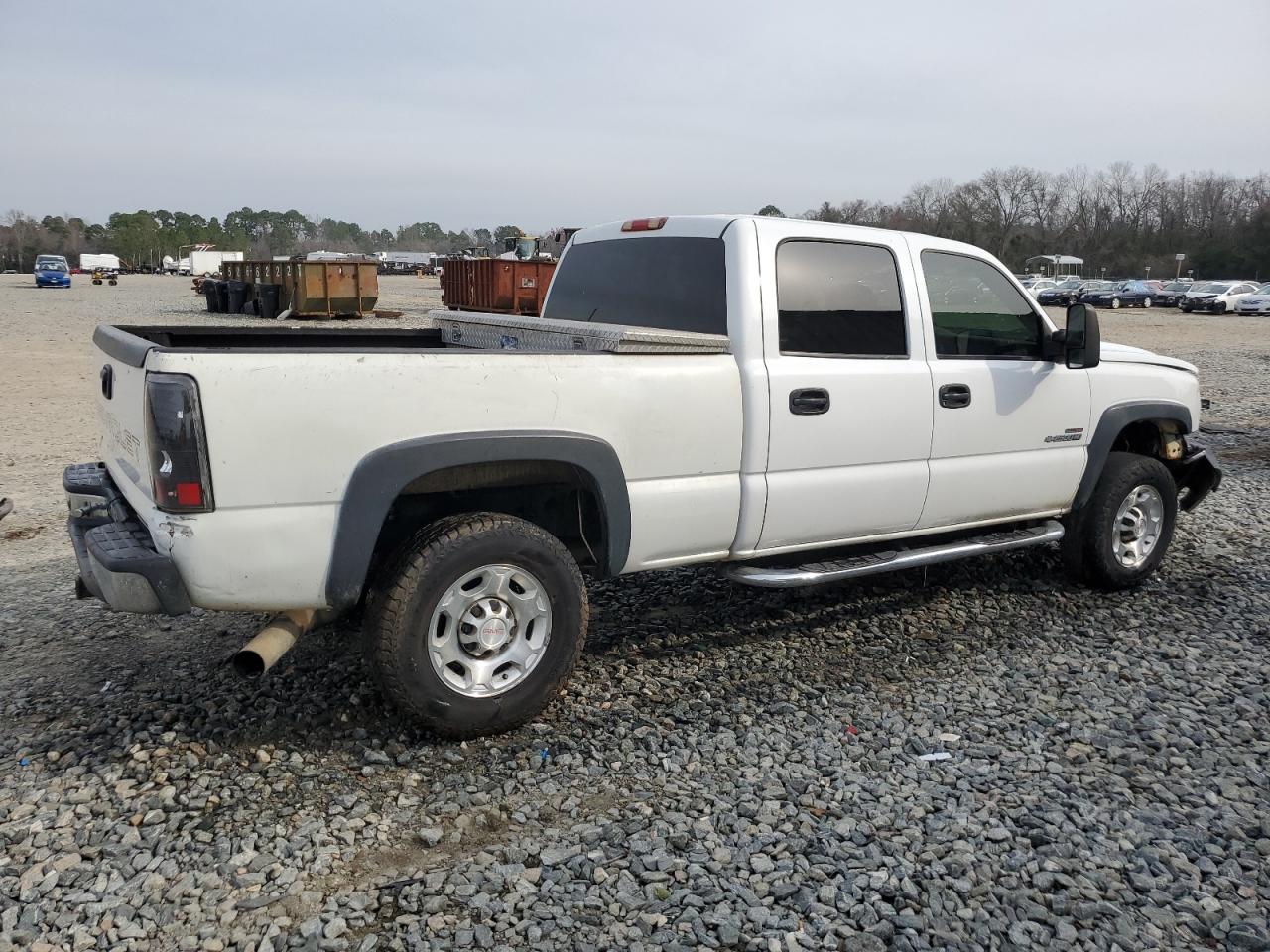 Photo 2 VIN: 1GCHK23246F137146 - CHEVROLET SILVERADO 