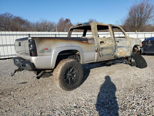 Photo 2 VIN: 1GCHK23255F942328 - CHEVROLET SILVERADO 