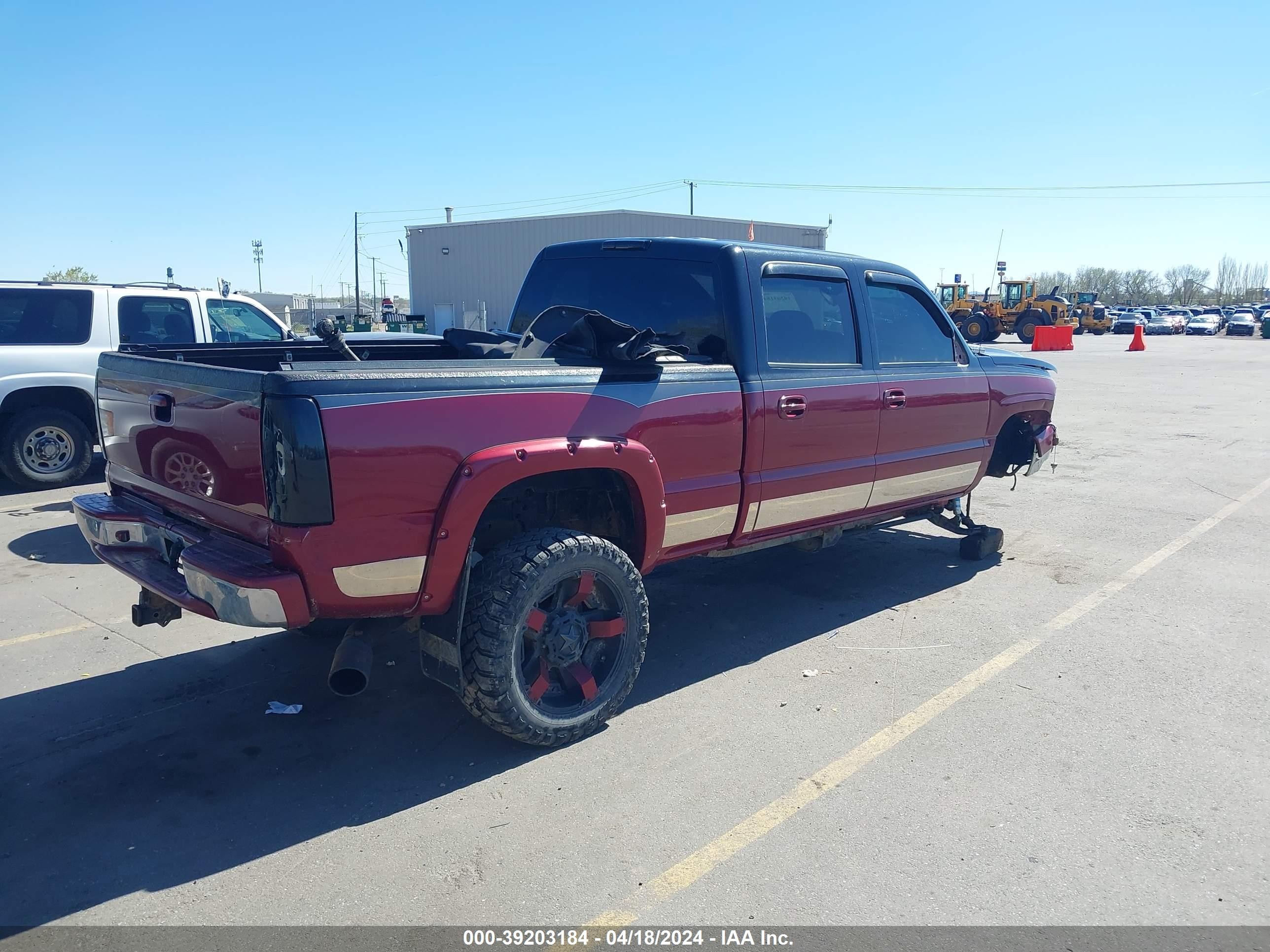 Photo 3 VIN: 1GCHK23266F118551 - CHEVROLET SILVERADO 