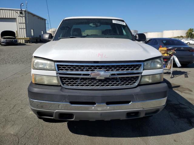 Photo 4 VIN: 1GCHK232X5F941370 - CHEVROLET SILVERADO 