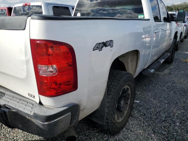 Photo 2 VIN: 1GCHK23617F557581 - CHEVROLET SILVERADO 