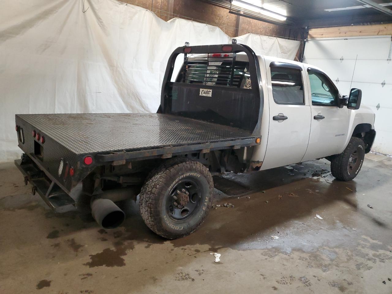 Photo 2 VIN: 1GCHK23618F132976 - CHEVROLET SILVERADO 