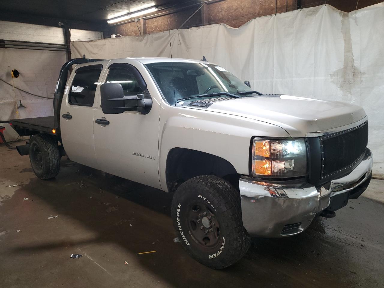 Photo 3 VIN: 1GCHK23618F132976 - CHEVROLET SILVERADO 