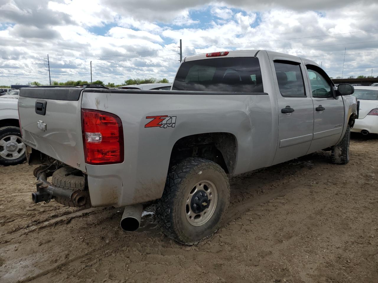 Photo 2 VIN: 1GCHK23628F129875 - CHEVROLET SILVERADO 