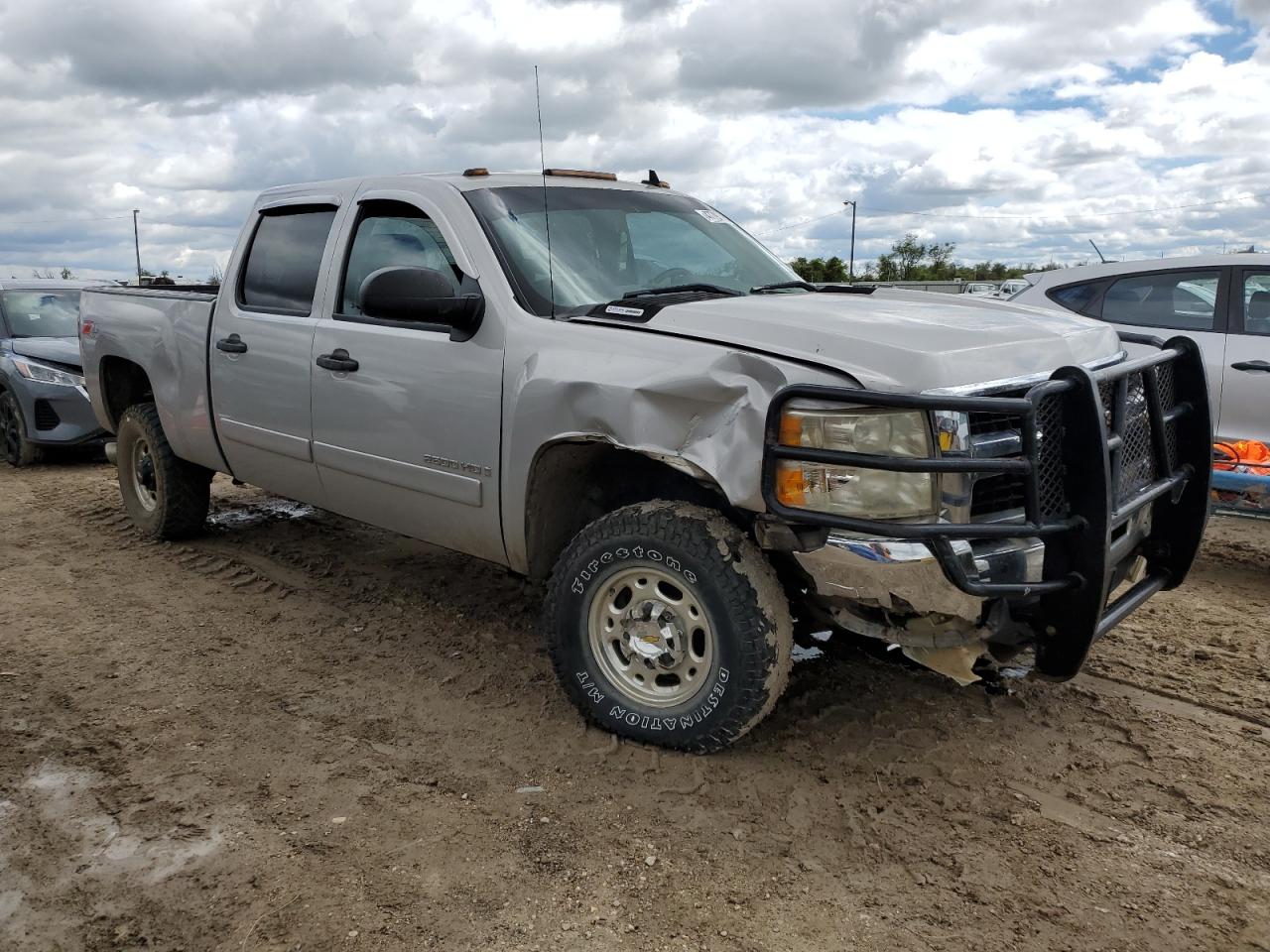 Photo 3 VIN: 1GCHK23628F129875 - CHEVROLET SILVERADO 