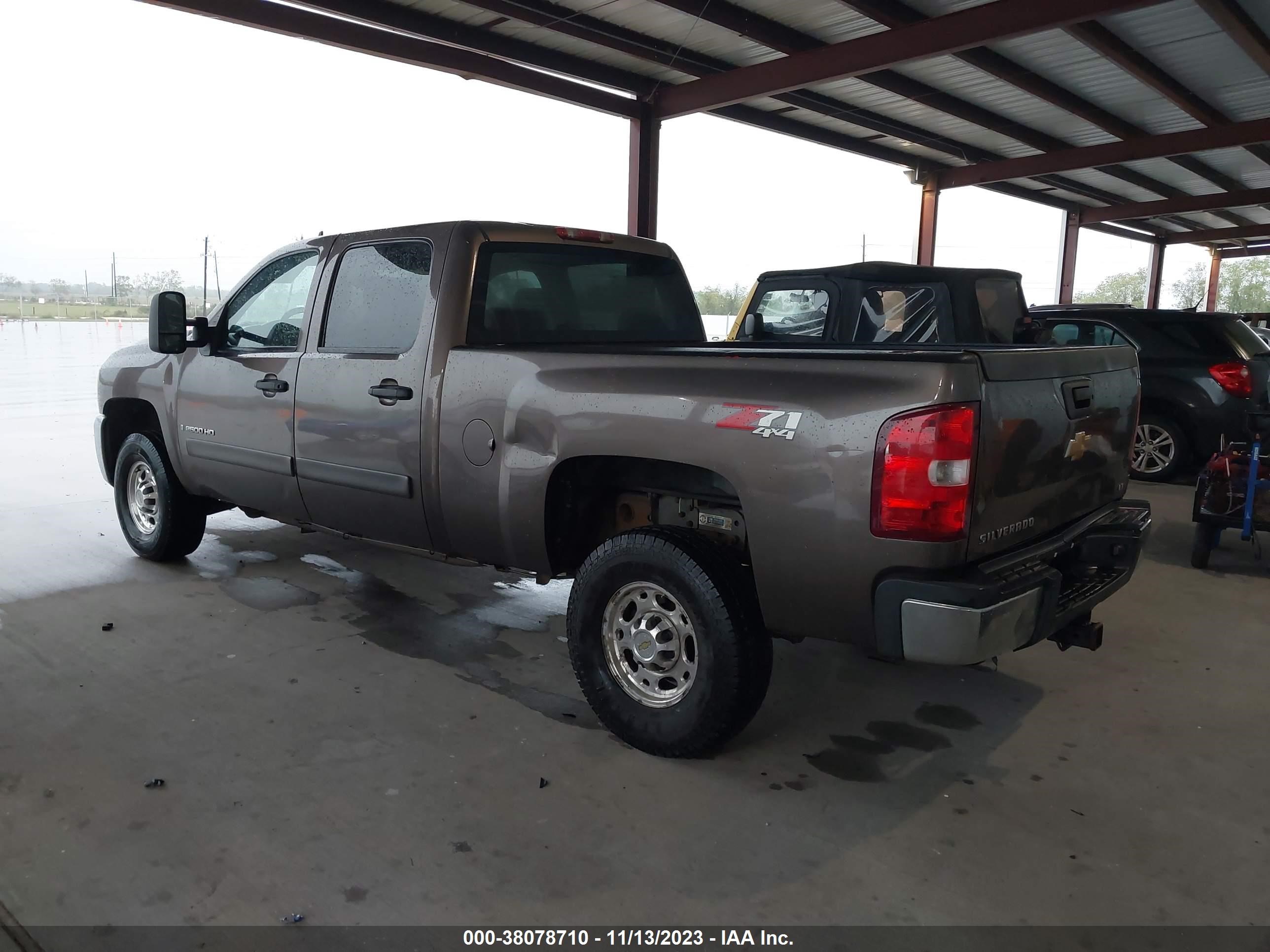 Photo 2 VIN: 1GCHK23628F166778 - CHEVROLET SILVERADO 