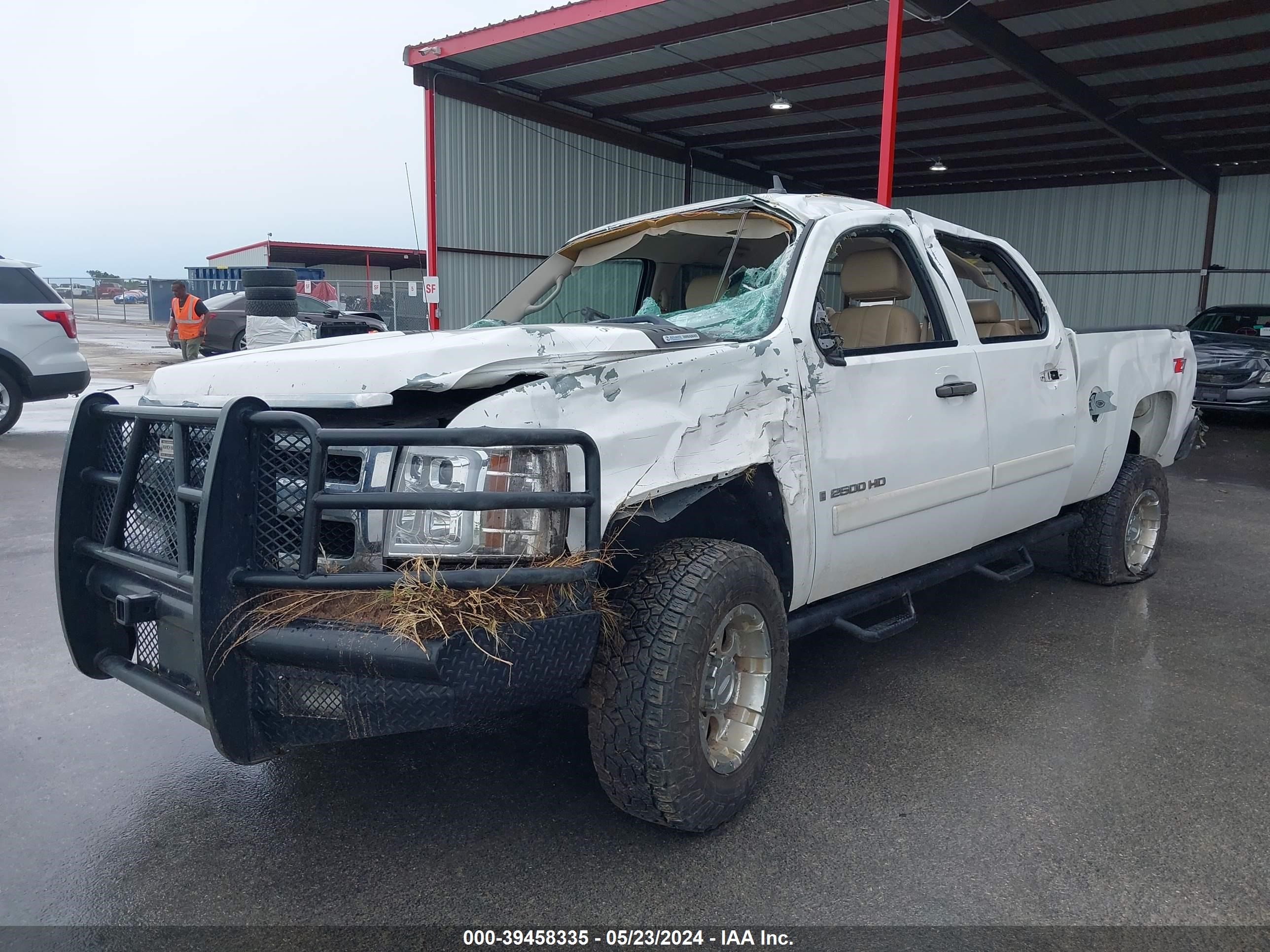 Photo 1 VIN: 1GCHK23638F103835 - CHEVROLET SILVERADO 