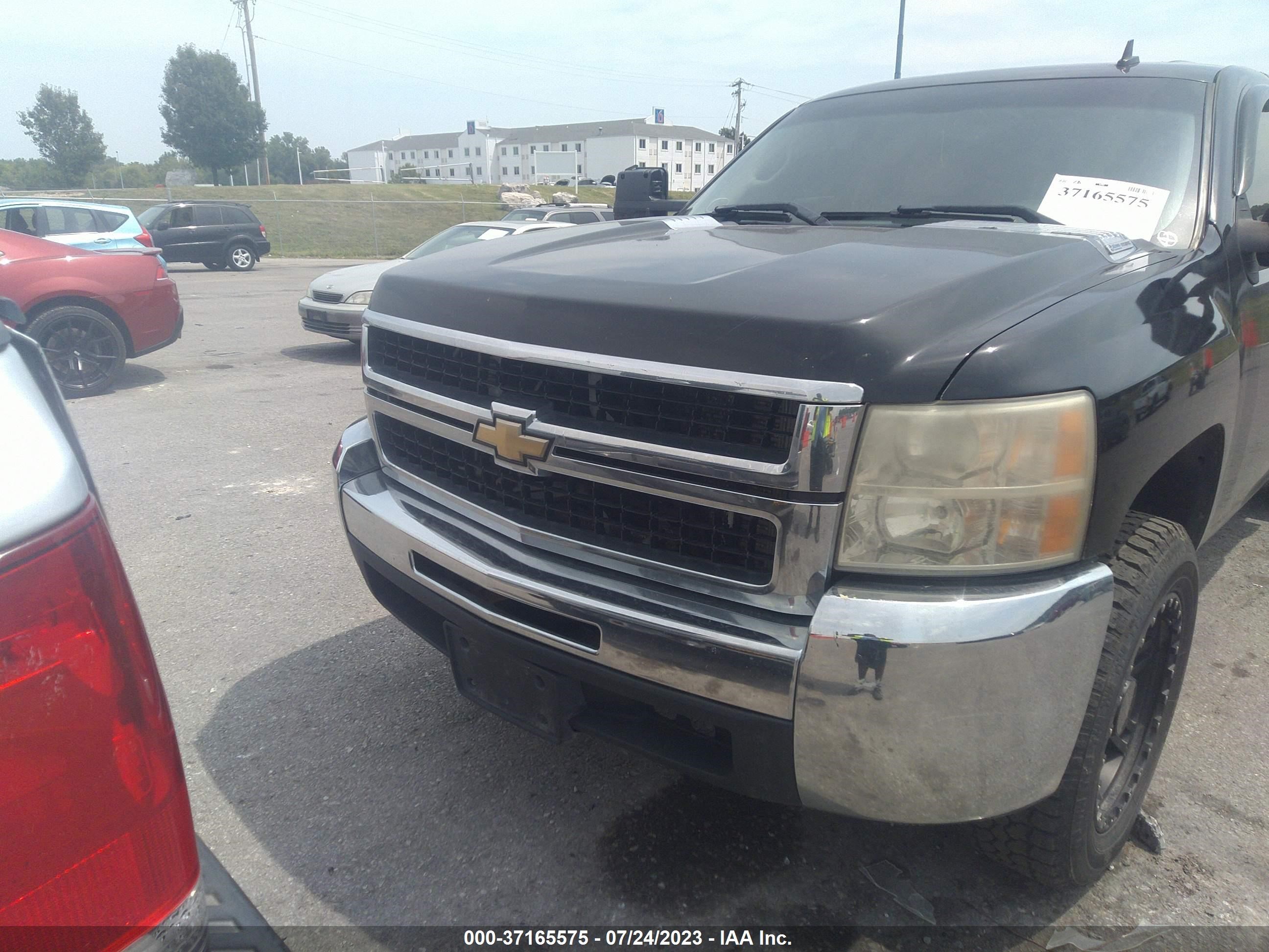 Photo 11 VIN: 1GCHK23648F110373 - CHEVROLET SILVERADO 