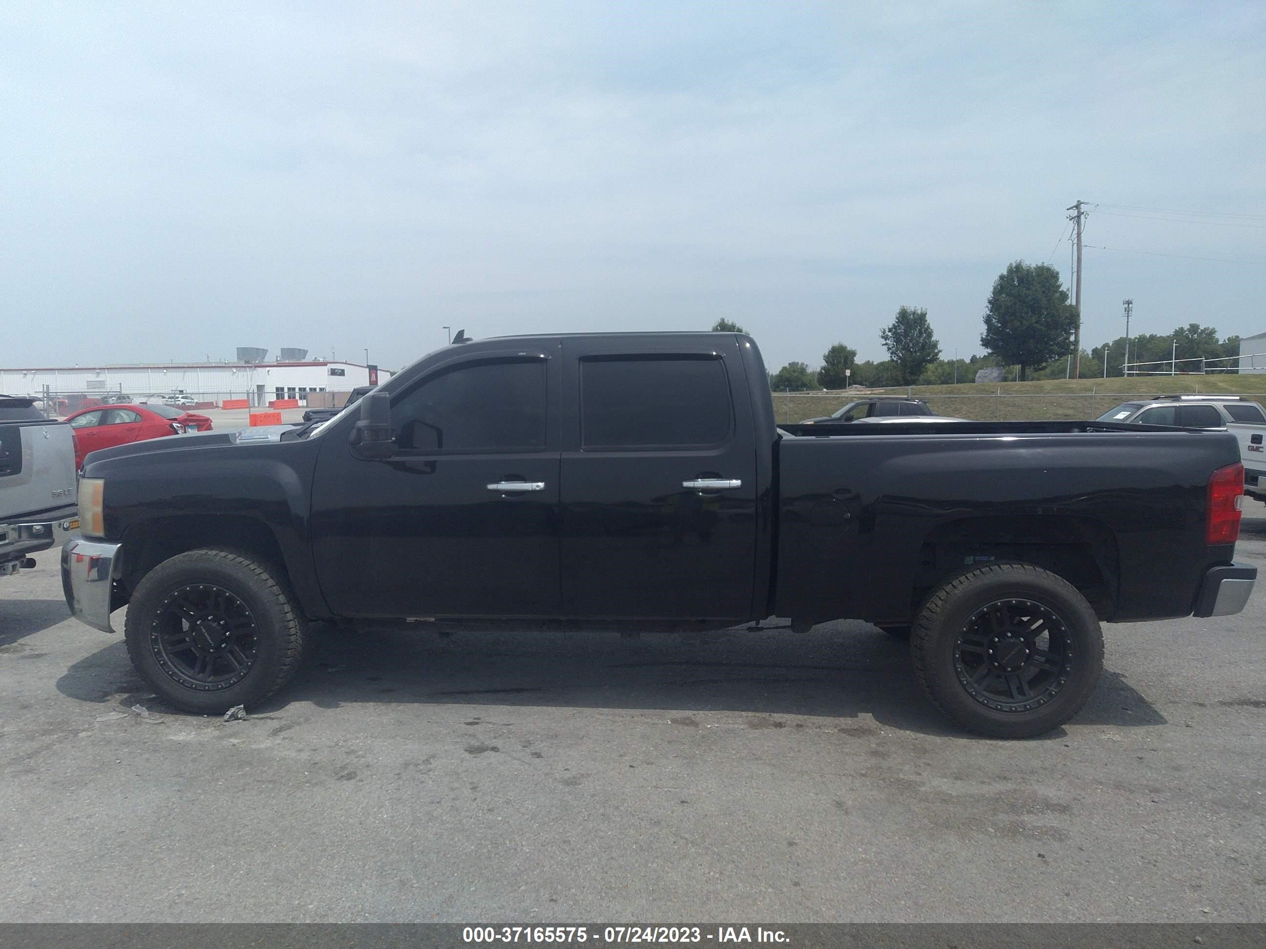 Photo 13 VIN: 1GCHK23648F110373 - CHEVROLET SILVERADO 