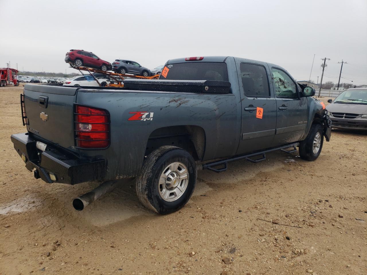 Photo 2 VIN: 1GCHK23668F145044 - CHEVROLET SILVERADO 