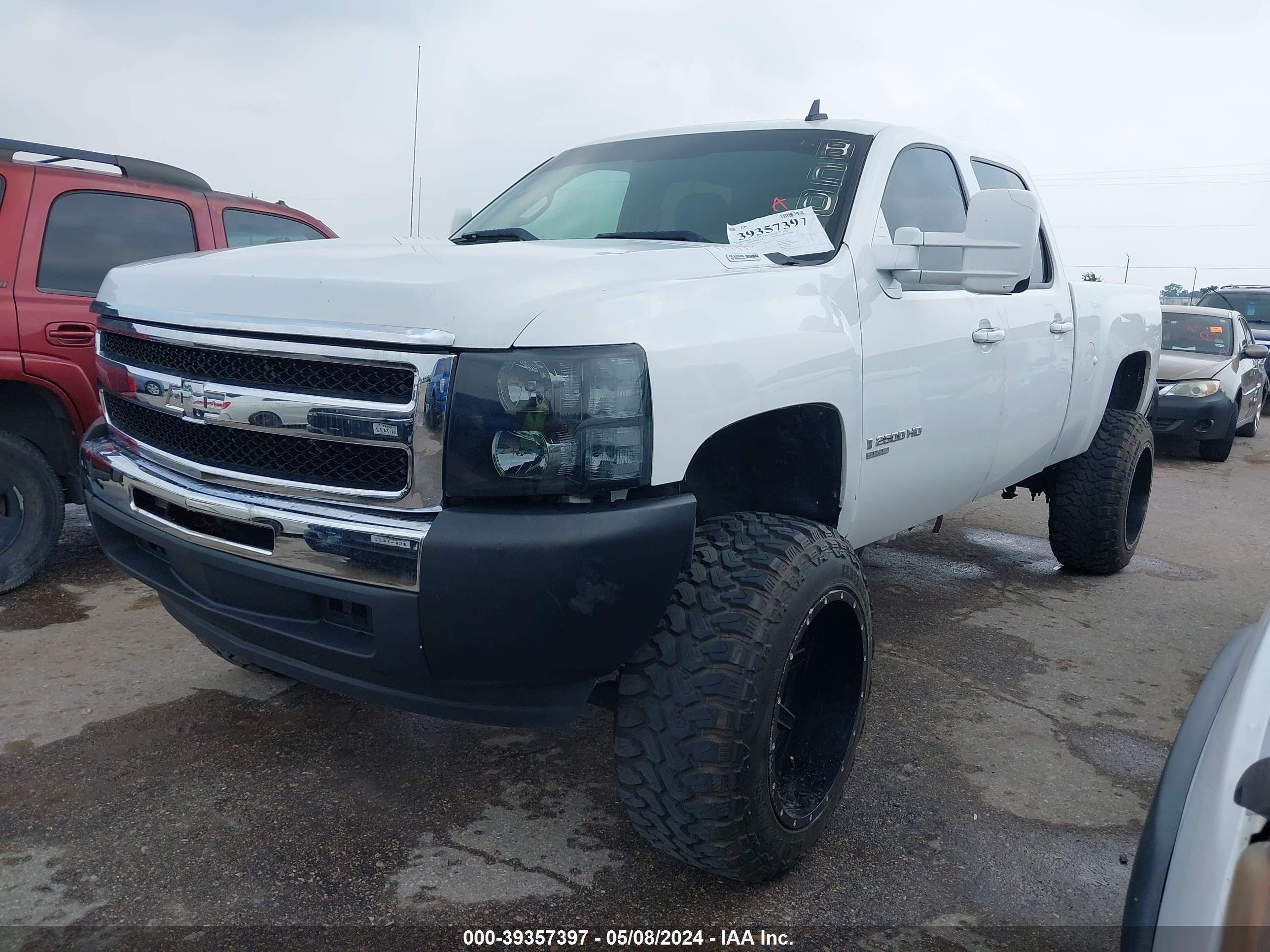 Photo 1 VIN: 1GCHK23698F205768 - CHEVROLET SILVERADO 