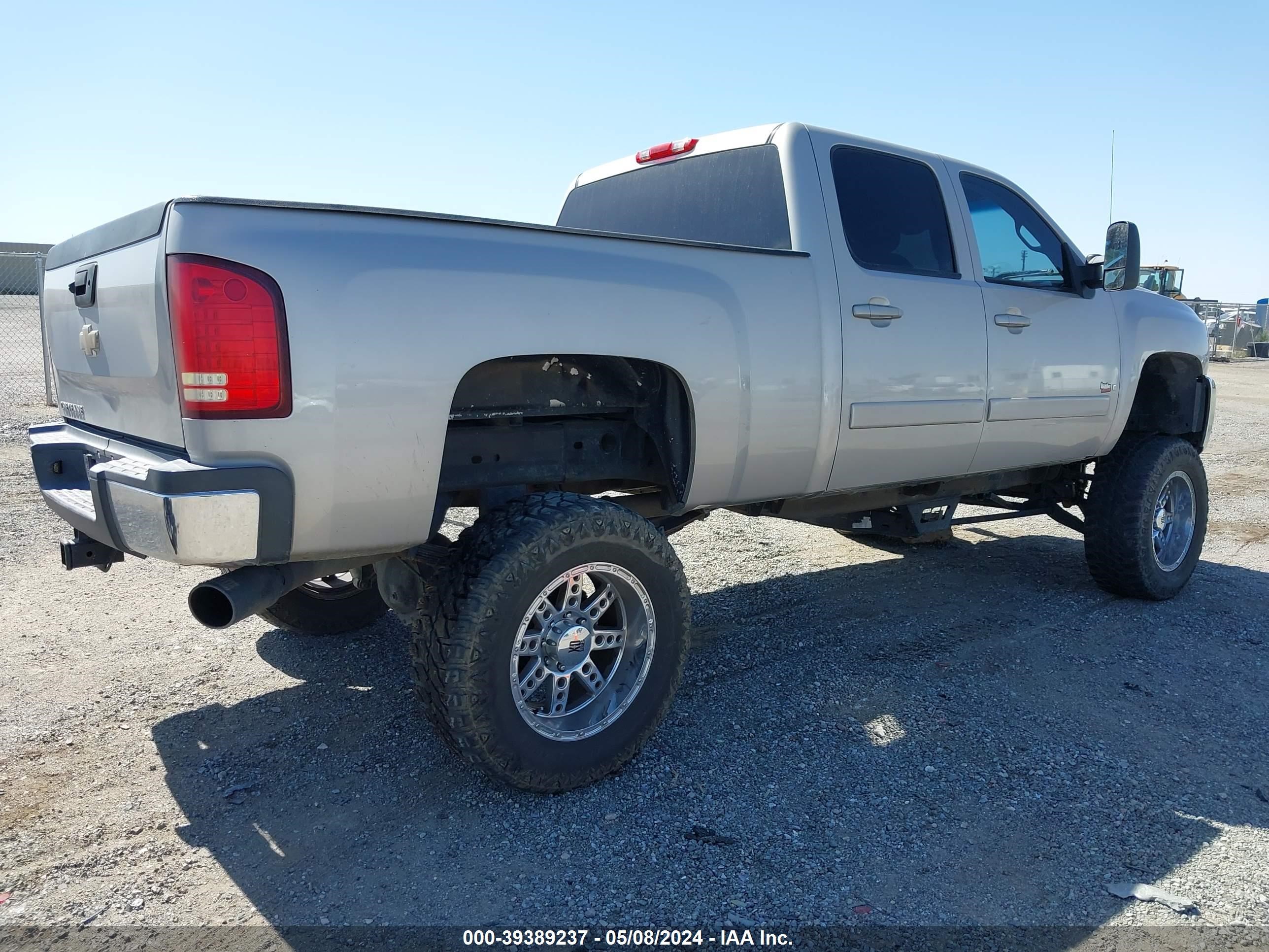 Photo 3 VIN: 1GCHK236X7F544862 - CHEVROLET SILVERADO 