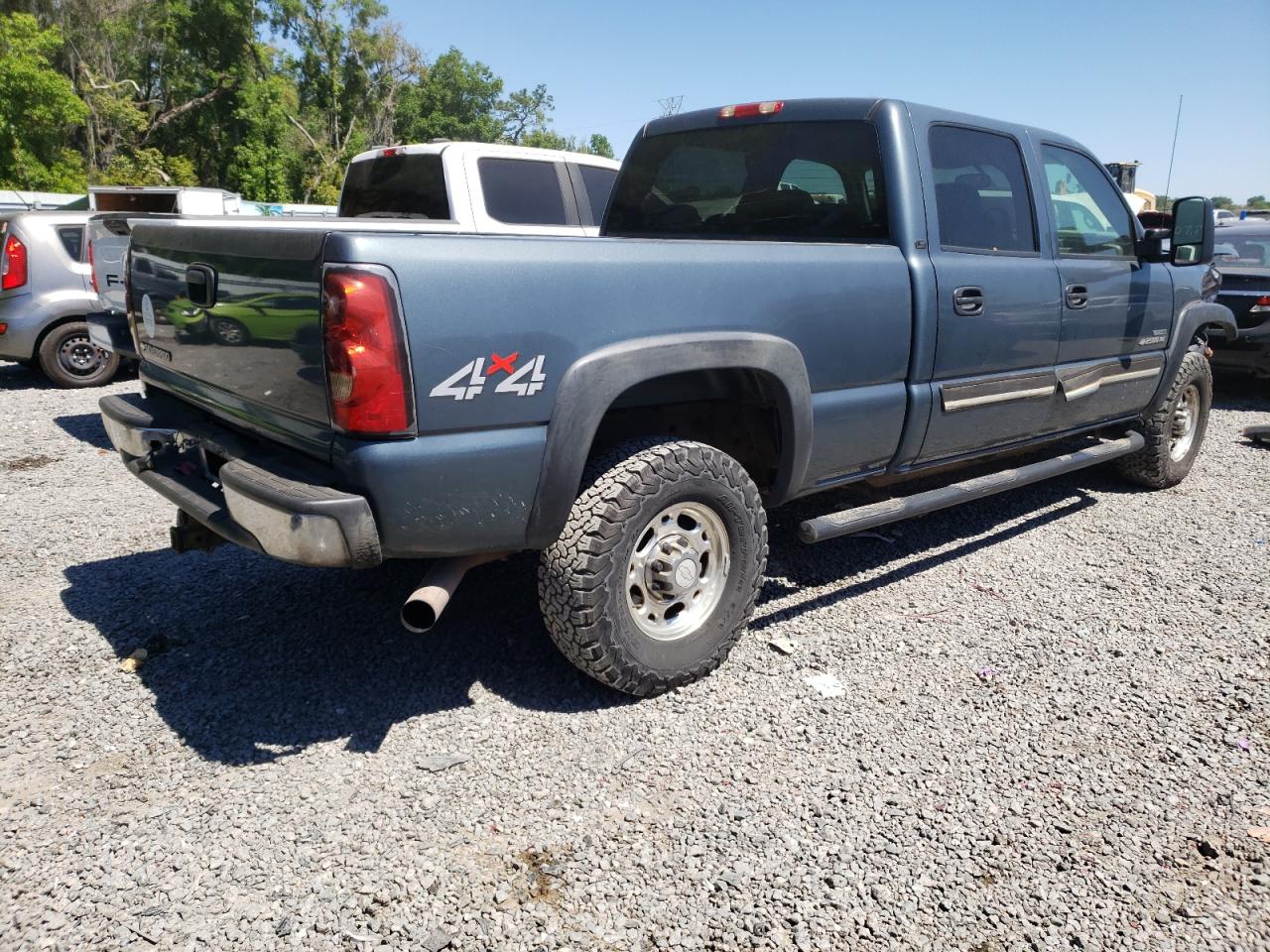 Photo 2 VIN: 1GCHK23D36F270319 - CHEVROLET SILVERADO 