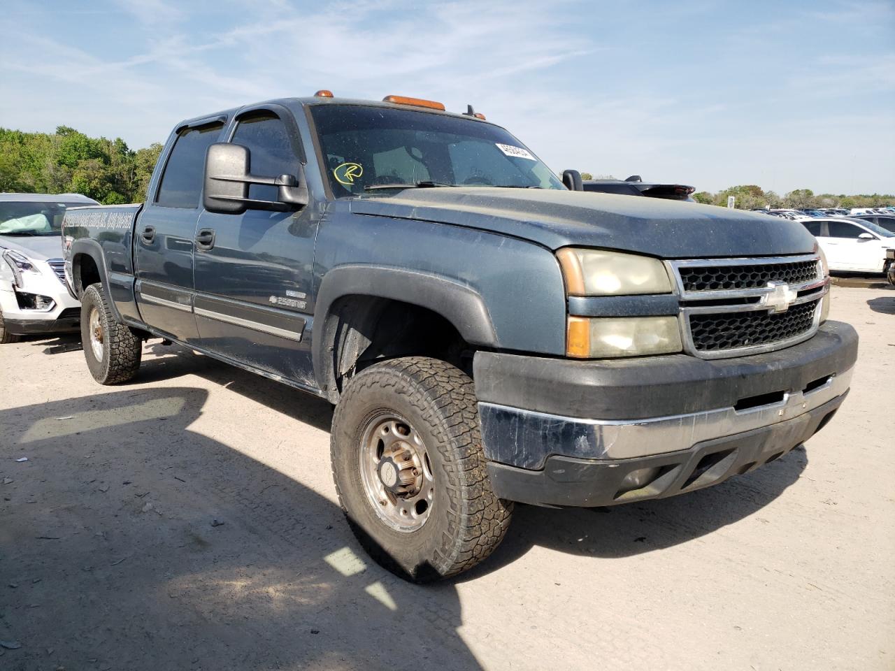 Photo 3 VIN: 1GCHK23D97F141597 - CHEVROLET SILVERADO 