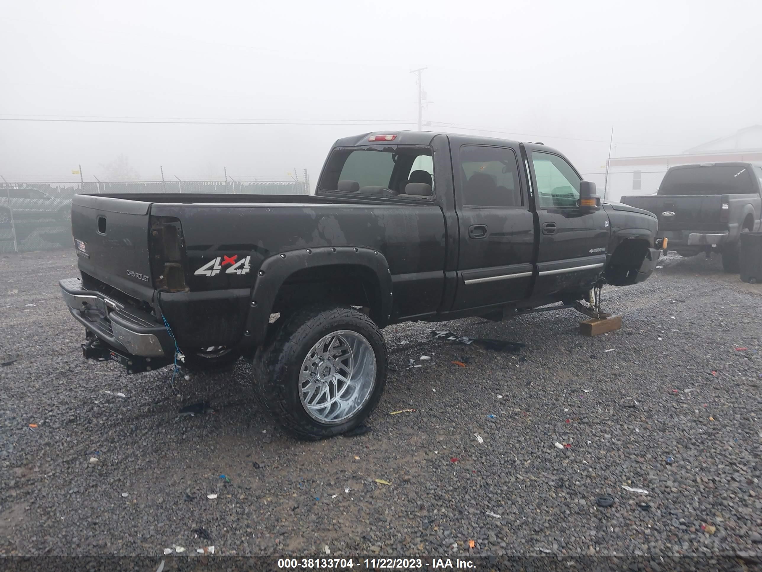 Photo 3 VIN: 1GCHK23U05F857236 - CHEVROLET SILVERADO 