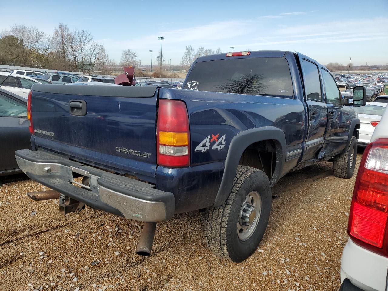 Photo 2 VIN: 1GCHK23U31F175042 - CHEVROLET SILVERADO 