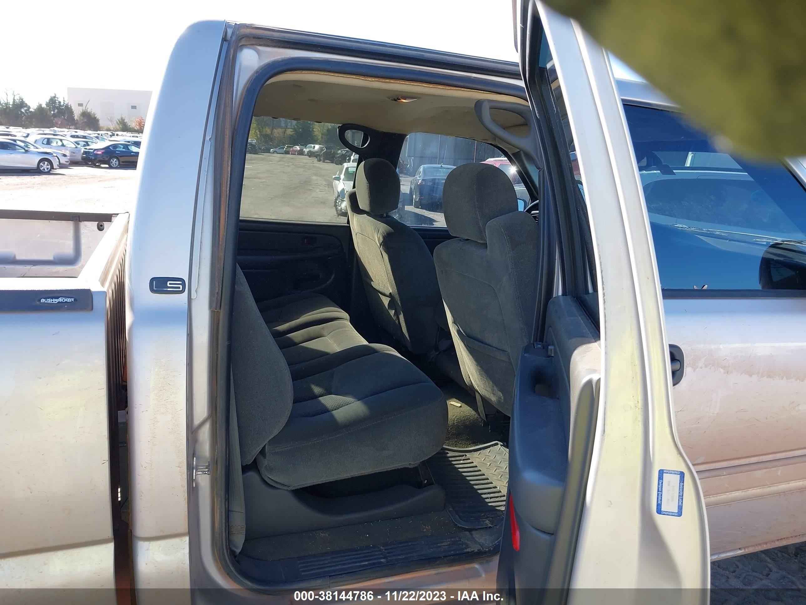 Photo 7 VIN: 1GCHK23U35F965883 - CHEVROLET SILVERADO 