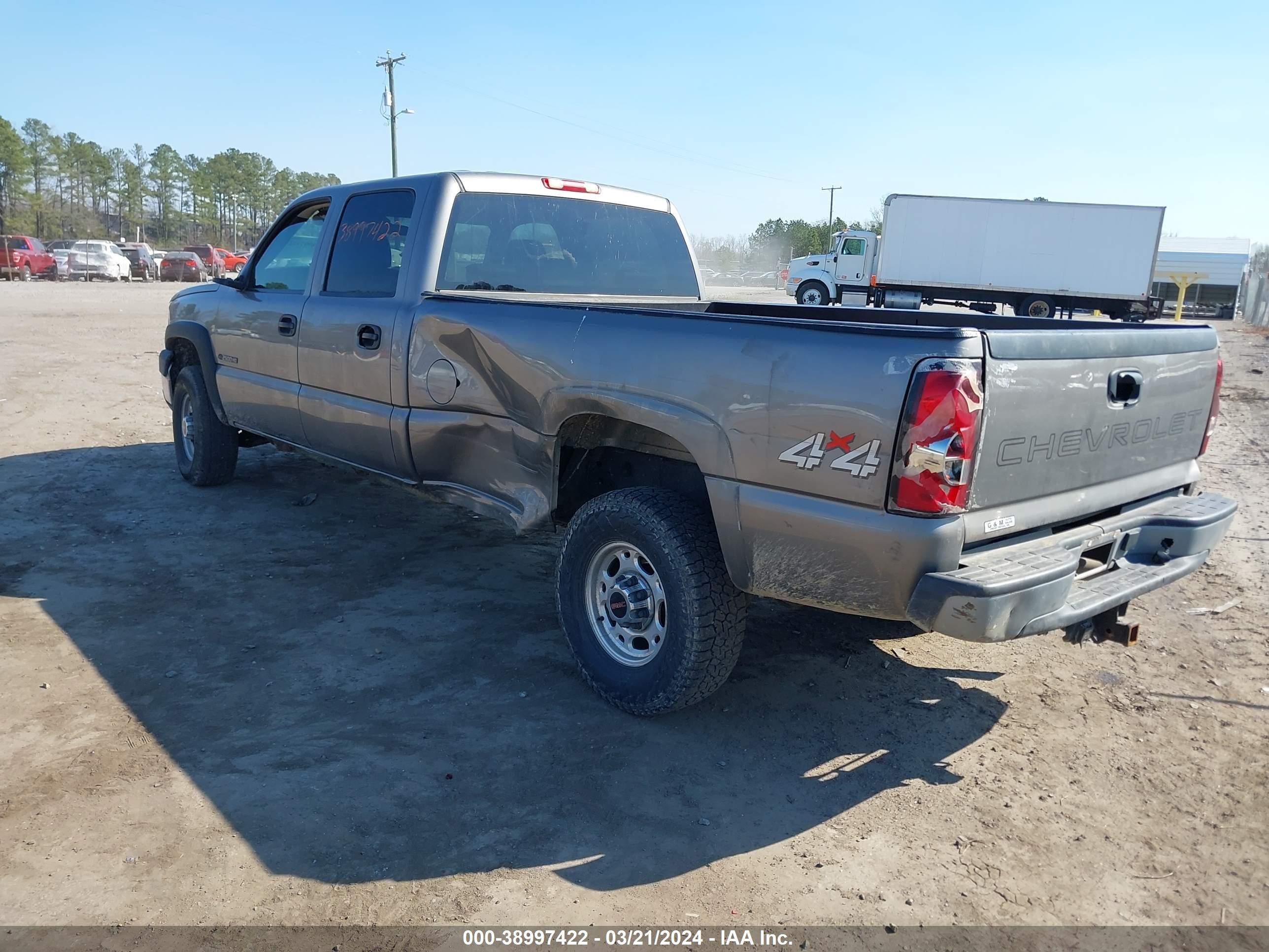 Photo 2 VIN: 1GCHK23U67F195018 - CHEVROLET SILVERADO 