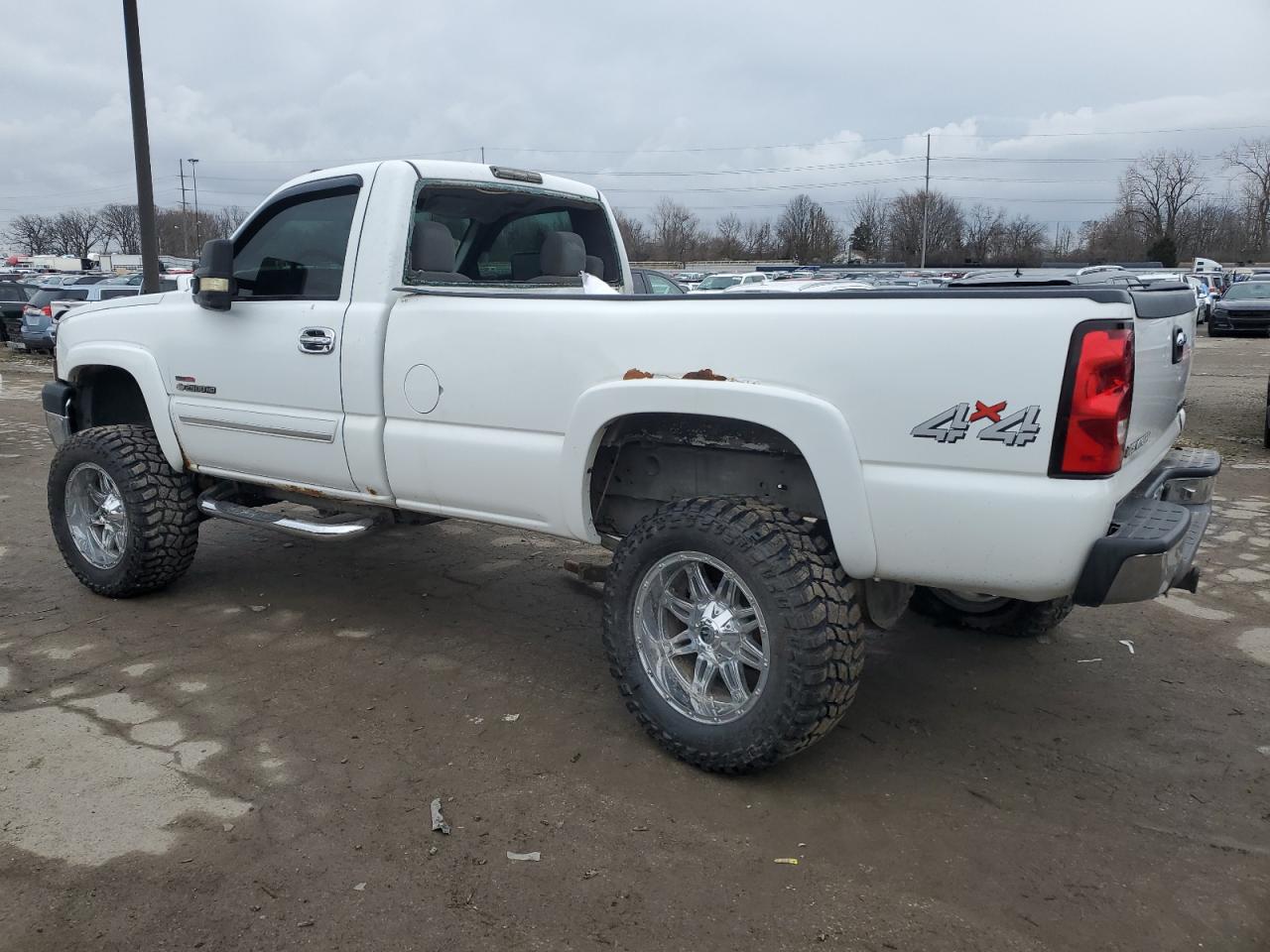 Photo 1 VIN: 1GCHK24264E316483 - CHEVROLET SILVERADO 