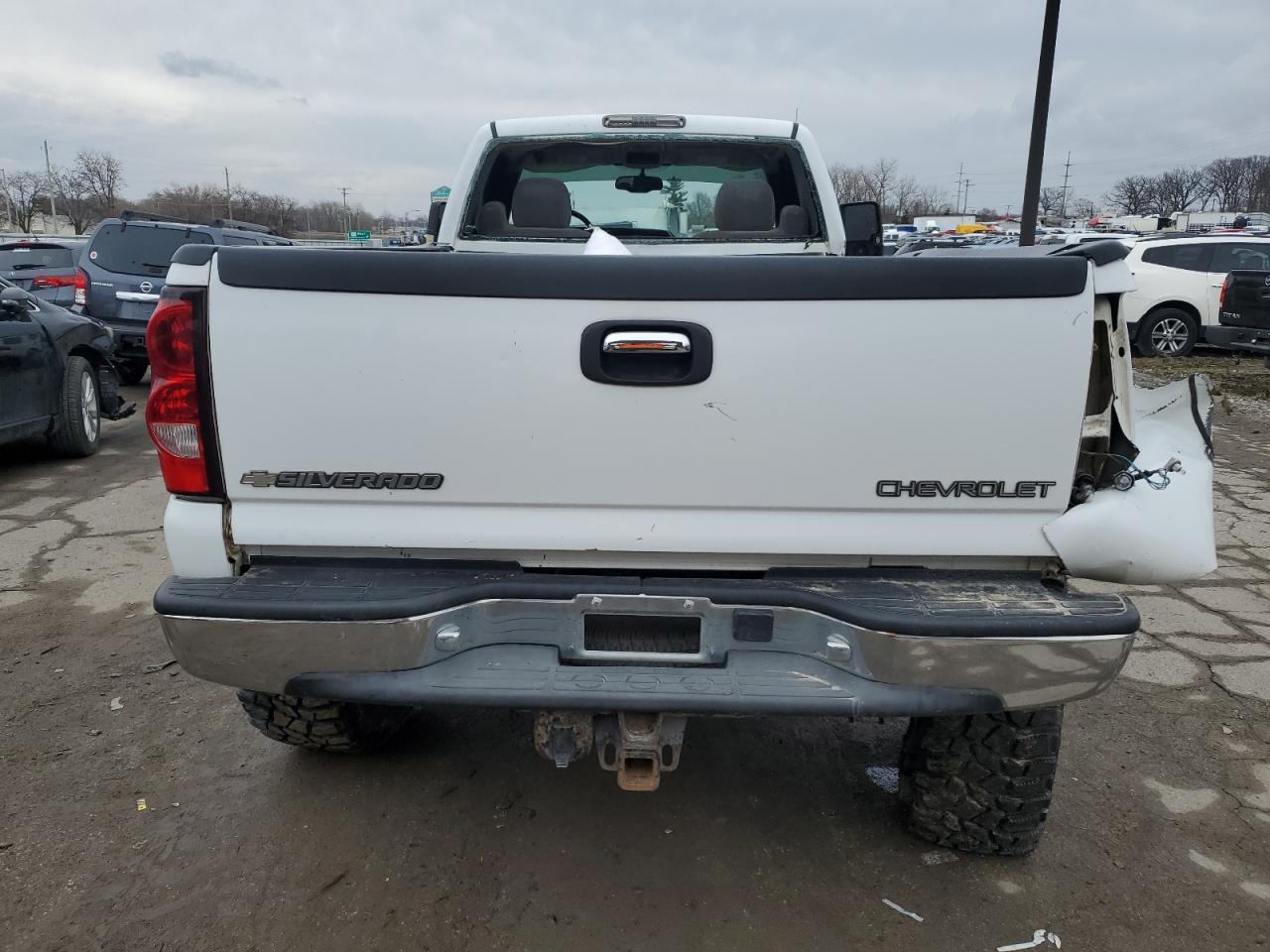 Photo 5 VIN: 1GCHK24264E316483 - CHEVROLET SILVERADO 