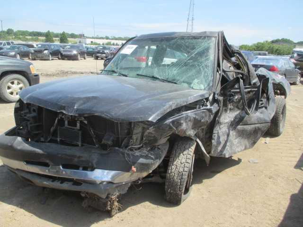 Photo 1 VIN: 1GCHK24U74E137791 - CHEVROLET SILVERADO 