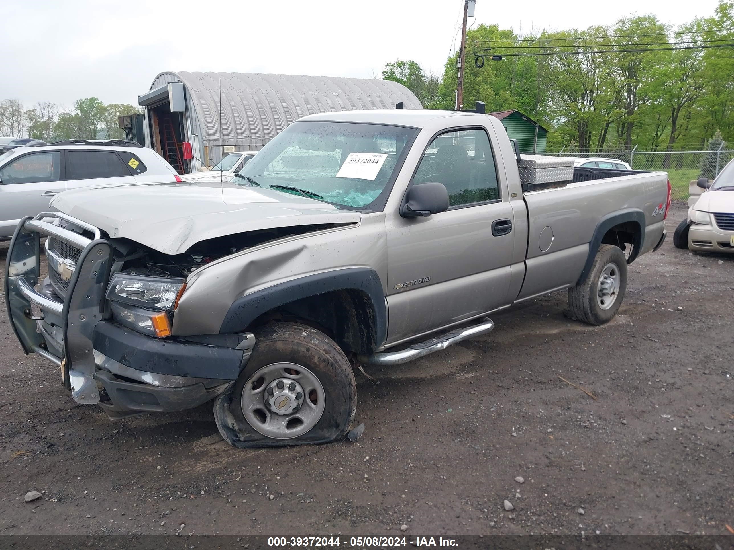 Photo 1 VIN: 1GCHK24UX3E214359 - CHEVROLET SILVERADO 