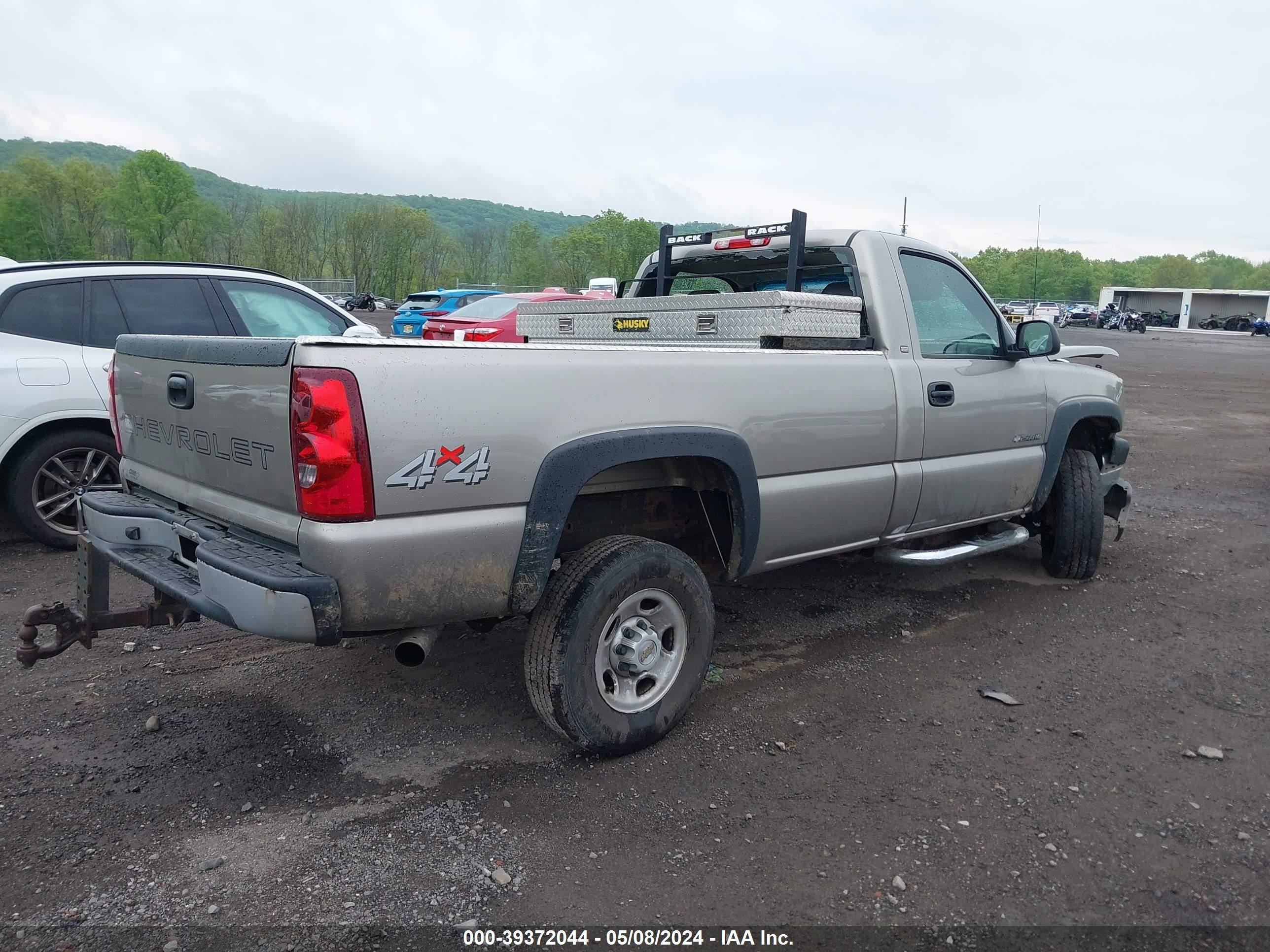 Photo 3 VIN: 1GCHK24UX3E214359 - CHEVROLET SILVERADO 