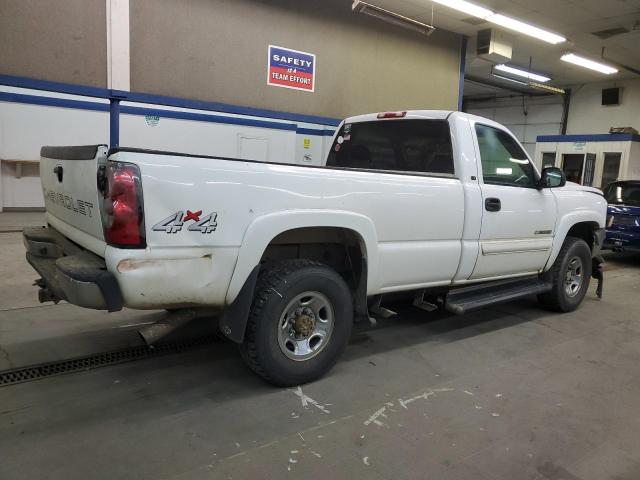 Photo 2 VIN: 1GCHK24UX7E186570 - CHEVROLET SILVERADO 