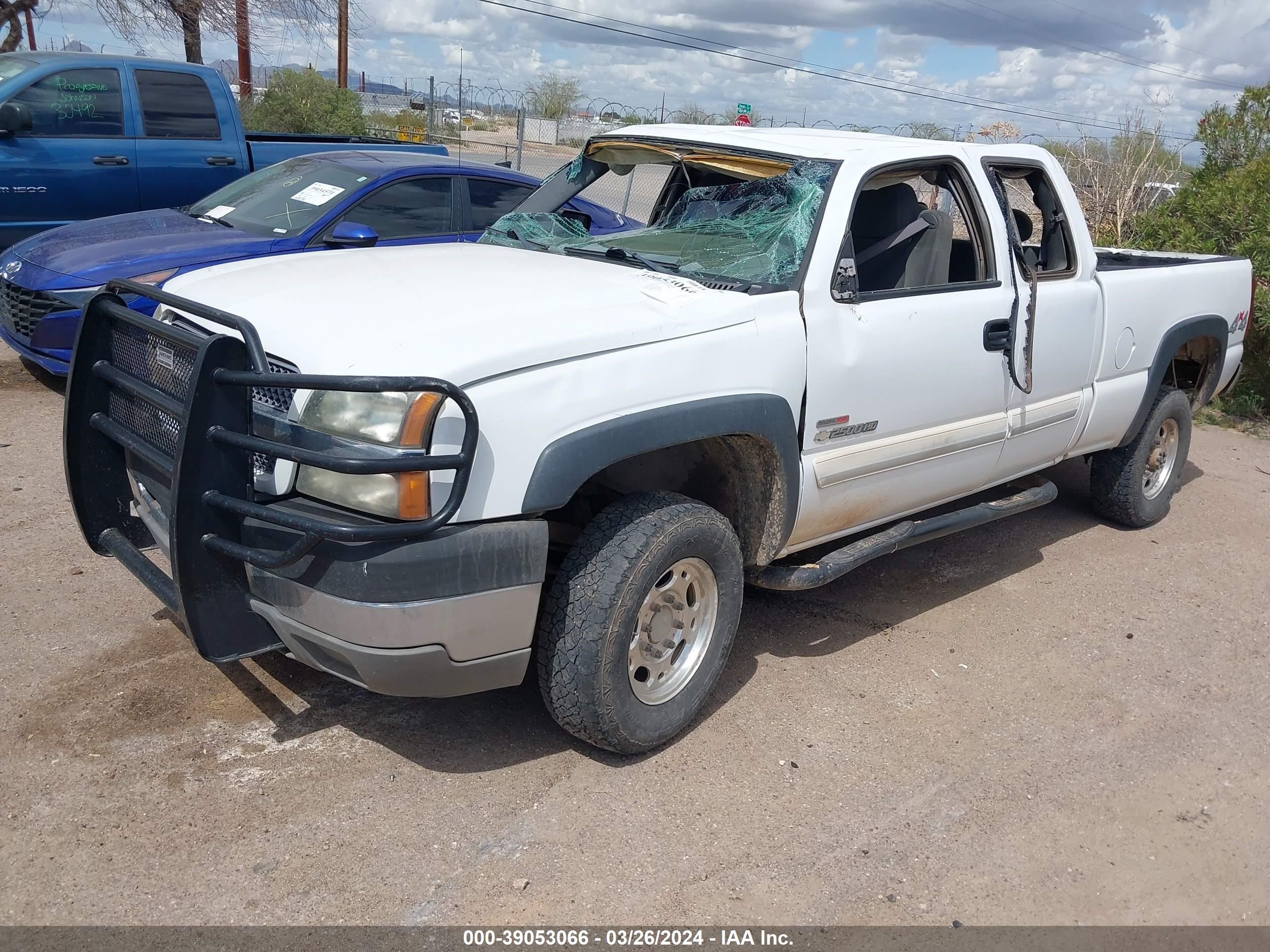 Photo 1 VIN: 1GCHK29143E127829 - CHEVROLET SILVERADO 