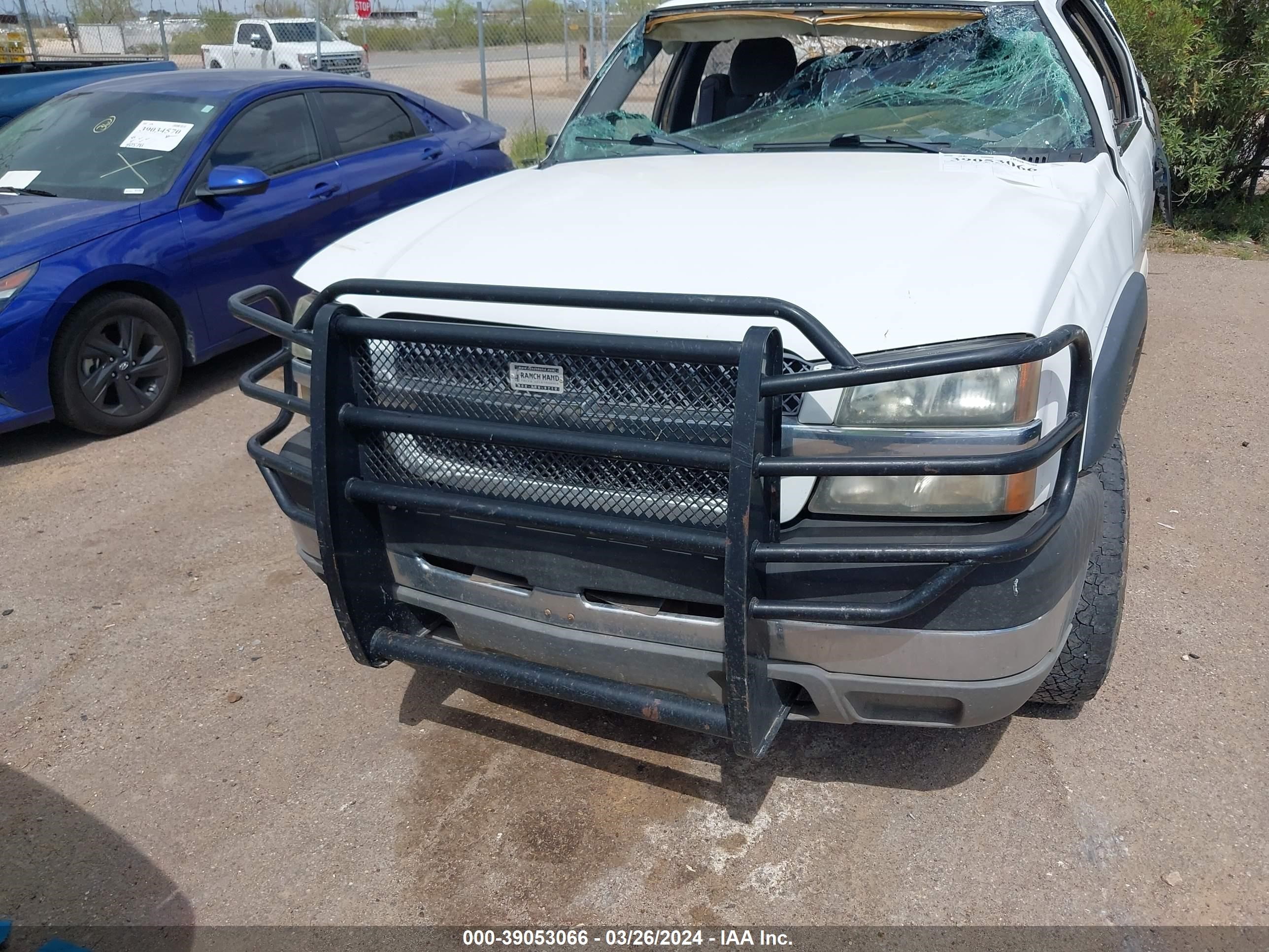 Photo 10 VIN: 1GCHK29143E127829 - CHEVROLET SILVERADO 