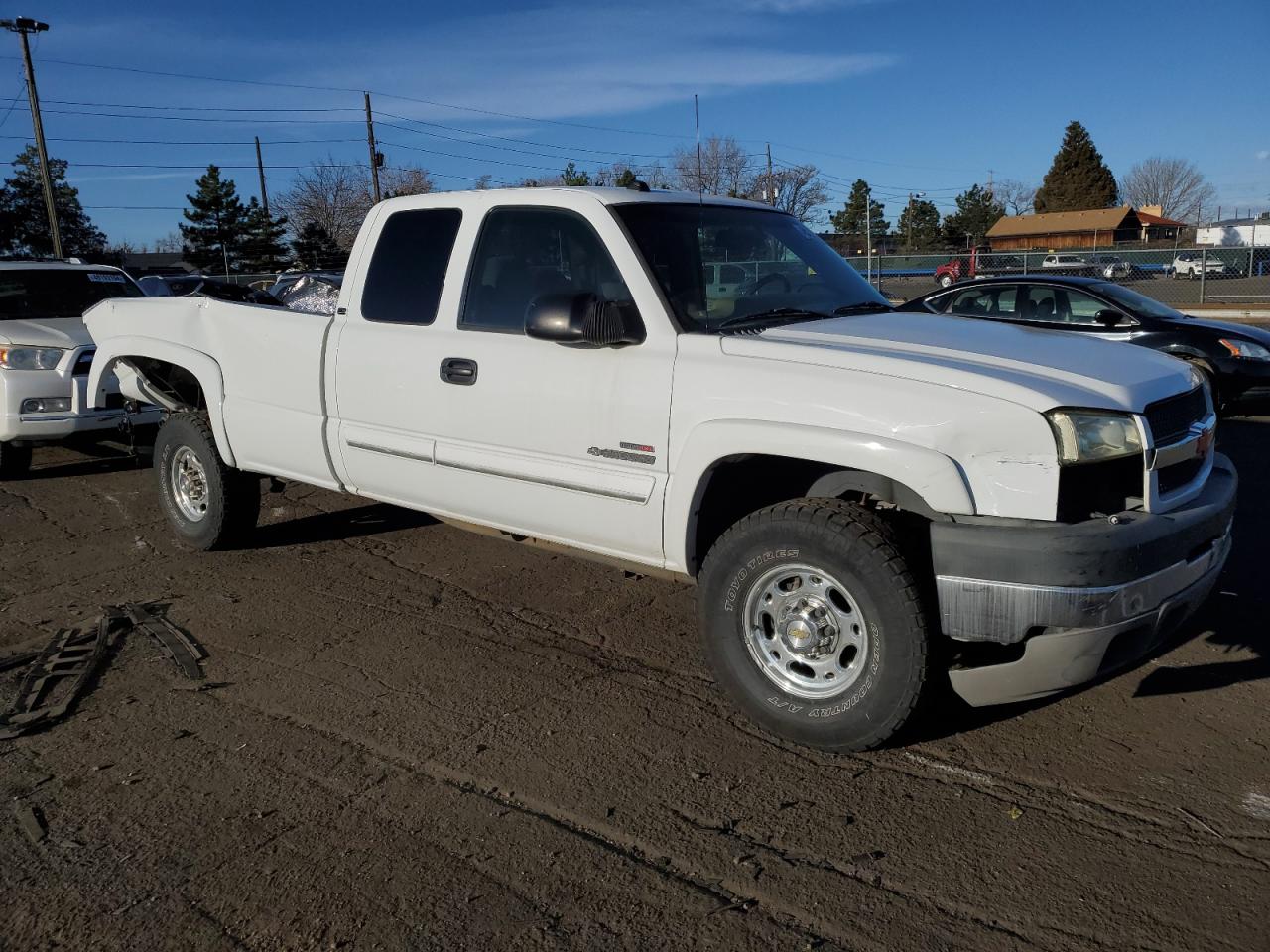 Photo 3 VIN: 1GCHK29164E118535 - CHEVROLET SILVERADO 