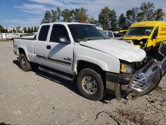 Photo 3 VIN: 1GCHK29164E203570 - CHEVROLET SILVERADO 