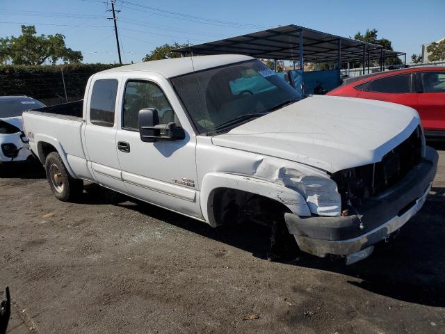 Photo 3 VIN: 1GCHK29173E234325 - CHEVROLET SILVERADO 