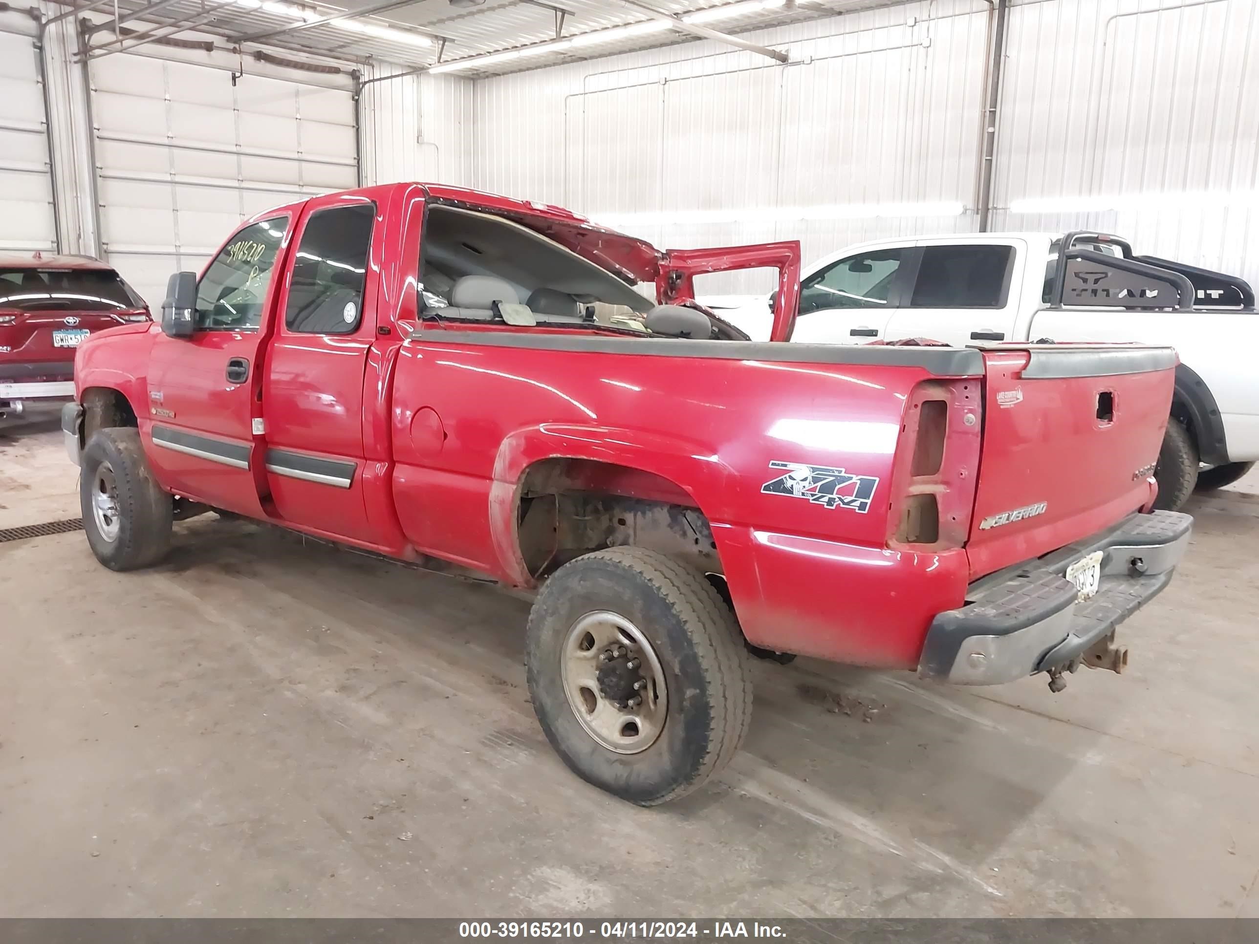 Photo 2 VIN: 1GCHK29173E372950 - CHEVROLET SILVERADO 