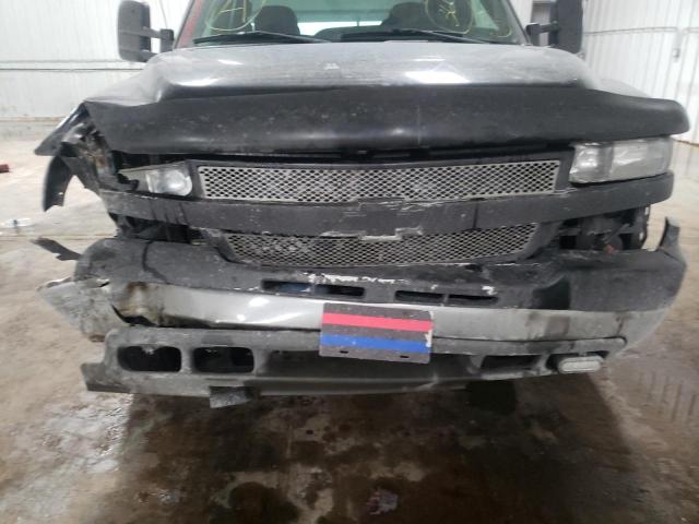 Photo 8 VIN: 1GCHK29192E127744 - CHEVROLET SILVERADO 