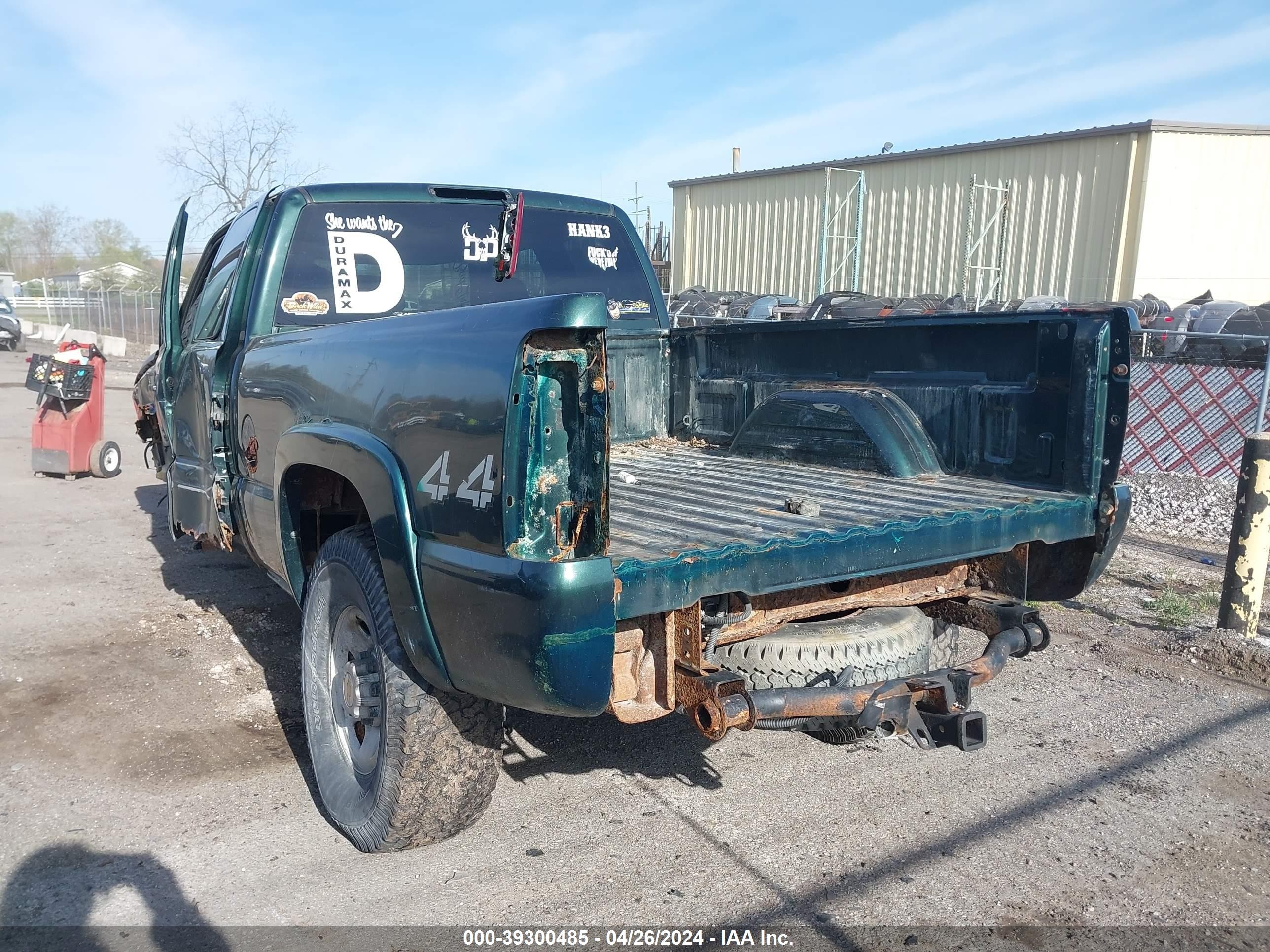 Photo 2 VIN: 1GCHK291X3E374904 - CHEVROLET SILVERADO 