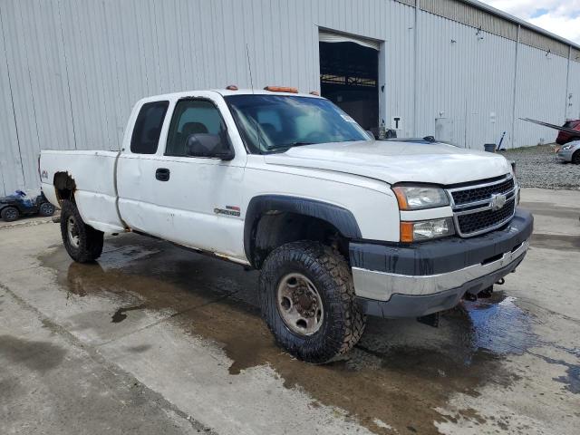 Photo 3 VIN: 1GCHK29215E276761 - CHEVROLET SILVERADO 