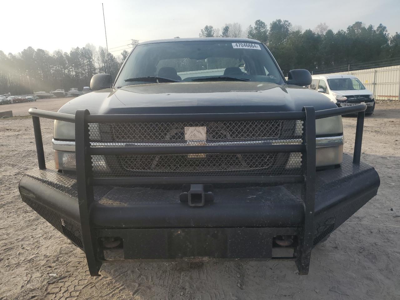 Photo 4 VIN: 1GCHK29224E323942 - CHEVROLET SILVERADO 