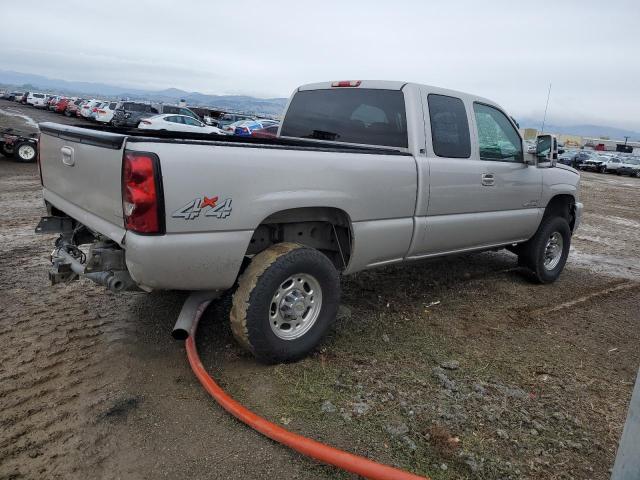 Photo 2 VIN: 1GCHK29245E198928 - CHEVROLET SILVERADO 