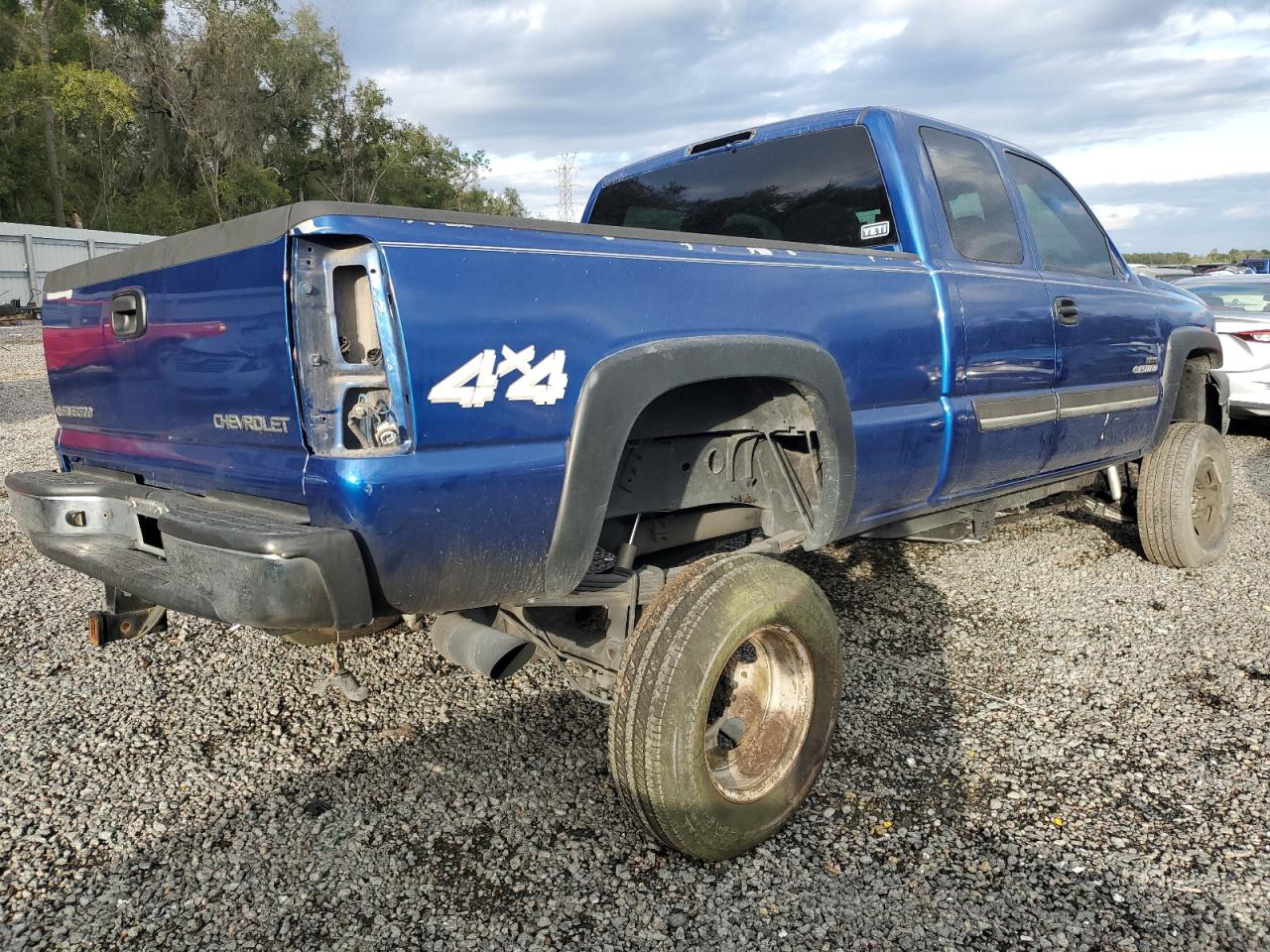 Photo 2 VIN: 1GCHK29294E331603 - CHEVROLET SILVERADO 