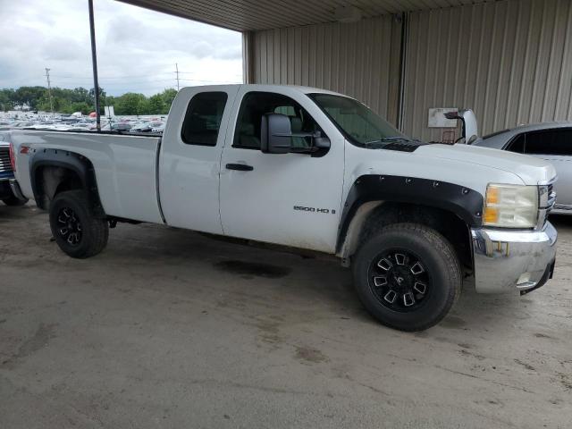 Photo 3 VIN: 1GCHK29628E206872 - CHEVROLET SILVERADO 