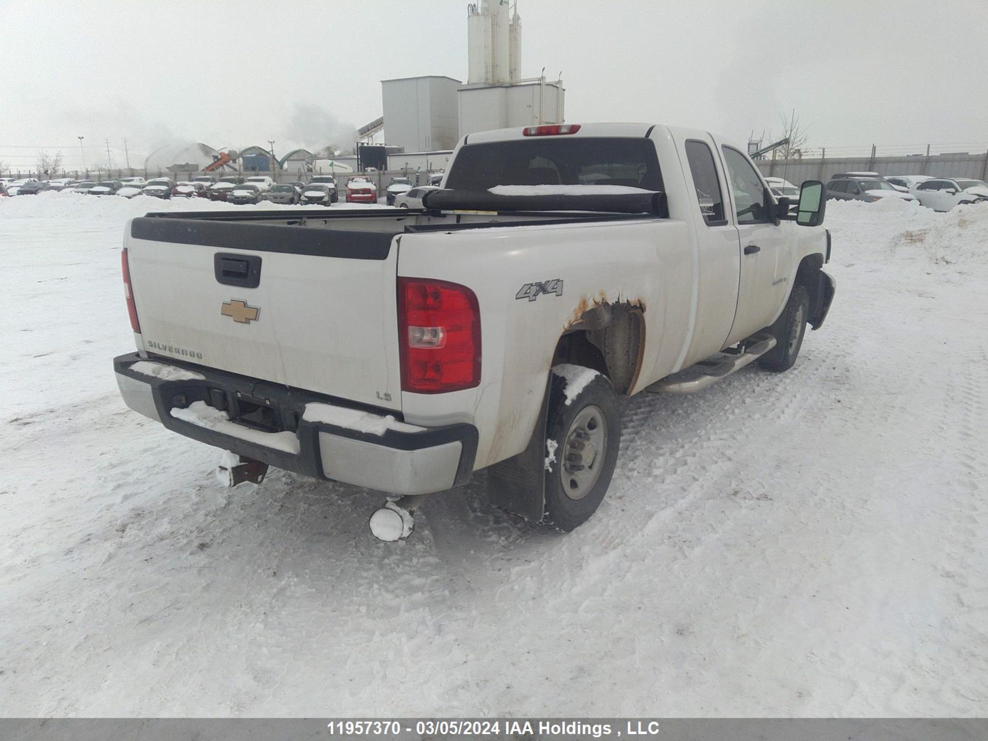 Photo 3 VIN: 1GCHK29647E581399 - CHEVROLET SILVERADO 