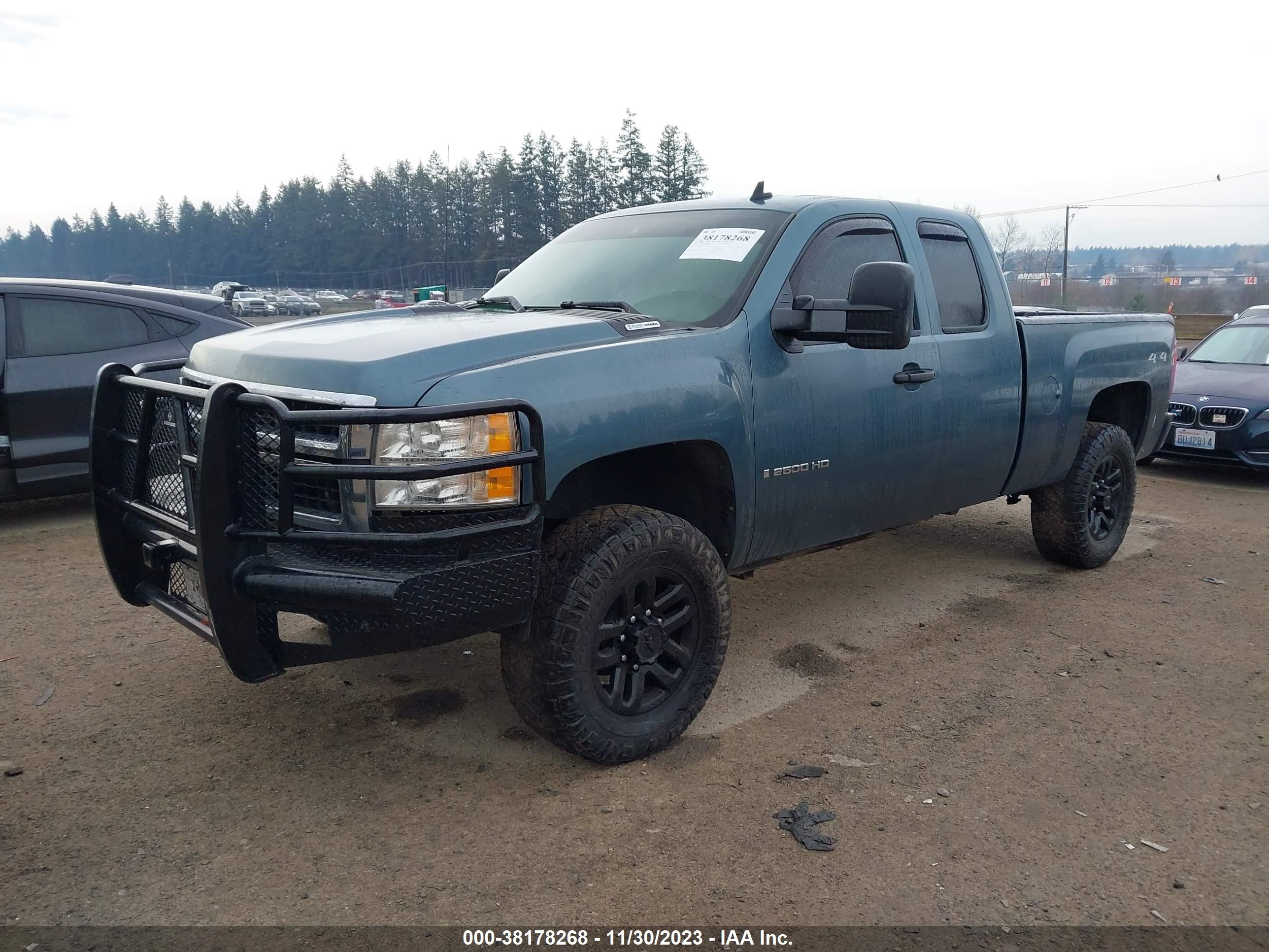 Photo 1 VIN: 1GCHK29667E603421 - CHEVROLET SILVERADO 