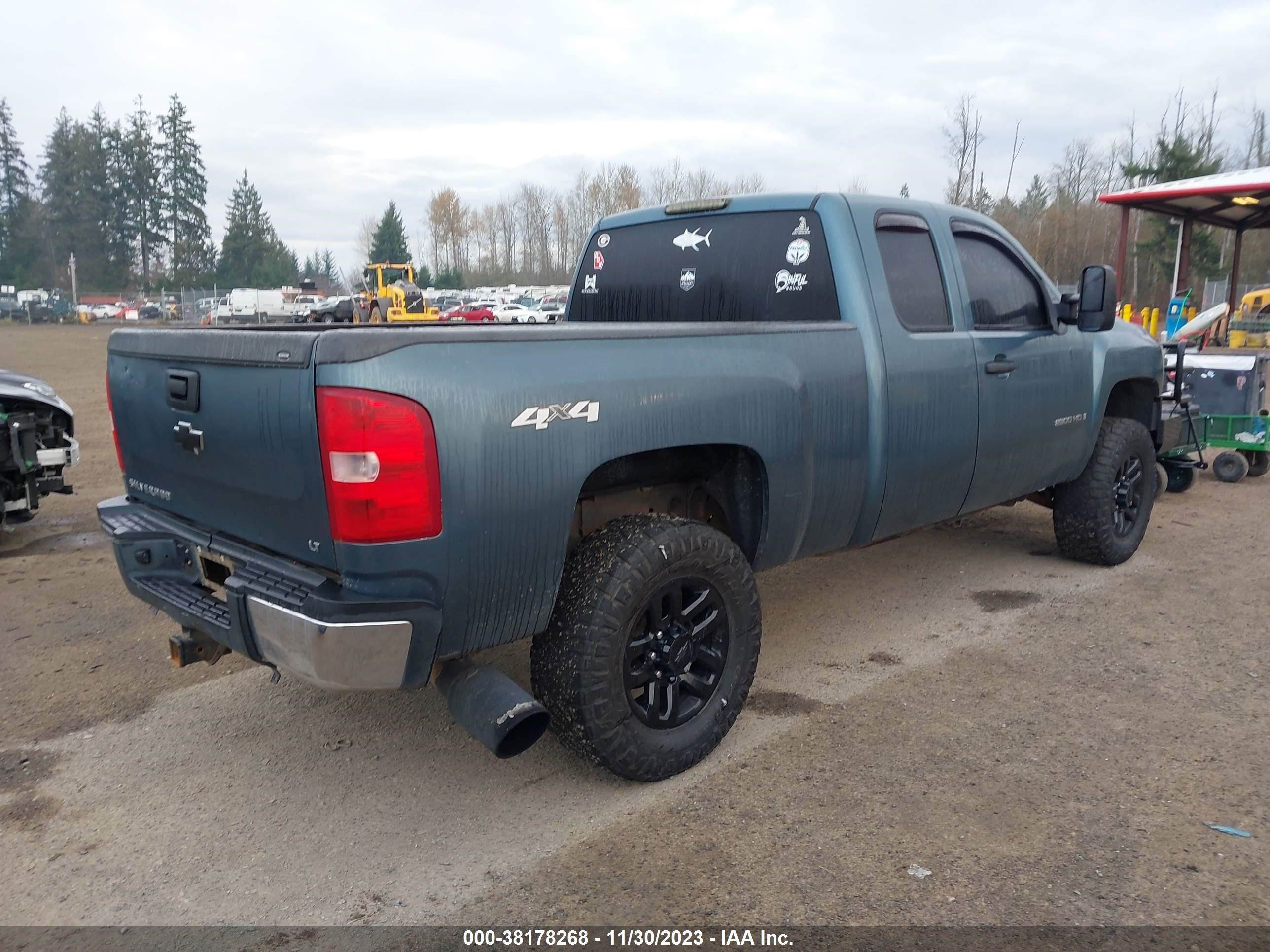 Photo 3 VIN: 1GCHK29667E603421 - CHEVROLET SILVERADO 