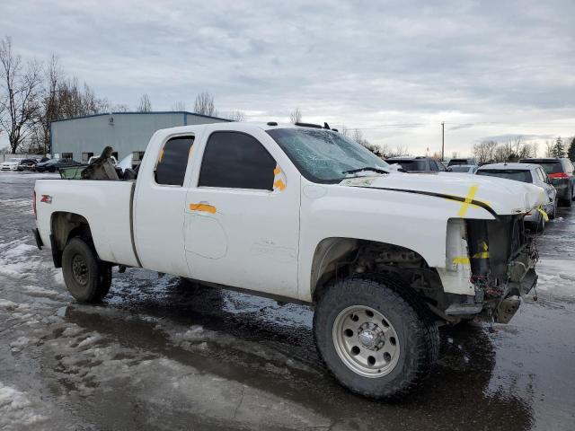 Photo 3 VIN: 1GCHK29698E155869 - CHEVROLET SILVERADO 