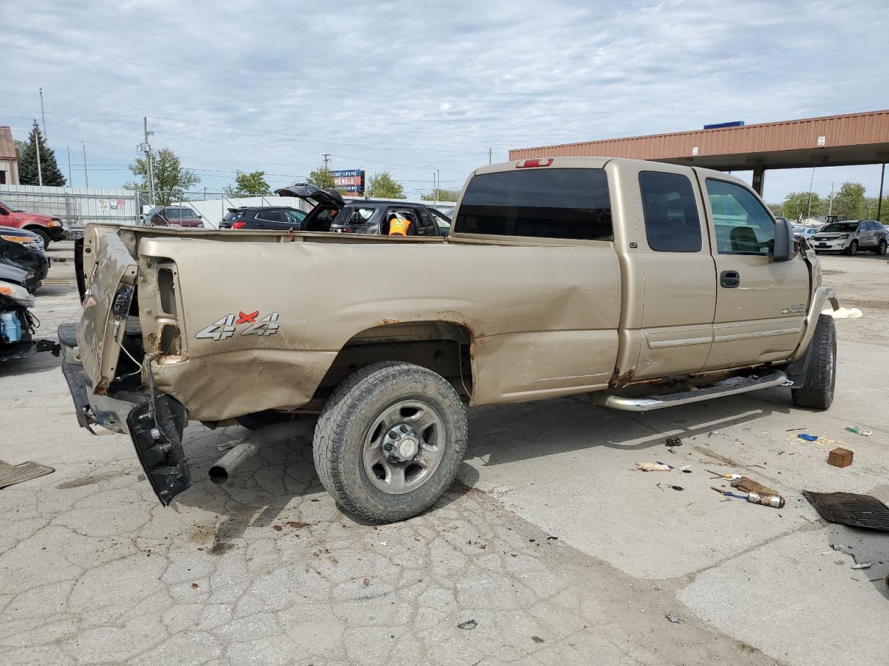 Photo 2 VIN: 1GCHK29D77E133561 - CHEVROLET SILVERADO 